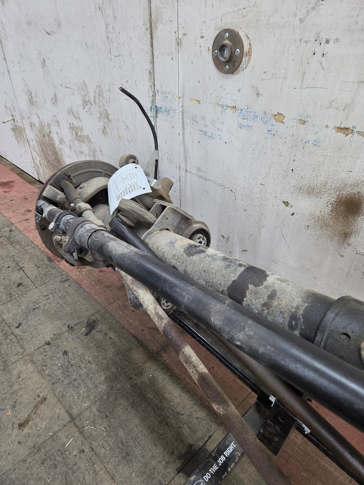 2008-2010 Ford Super Duty F250 F350 FRONT Axle 3.73 SRW