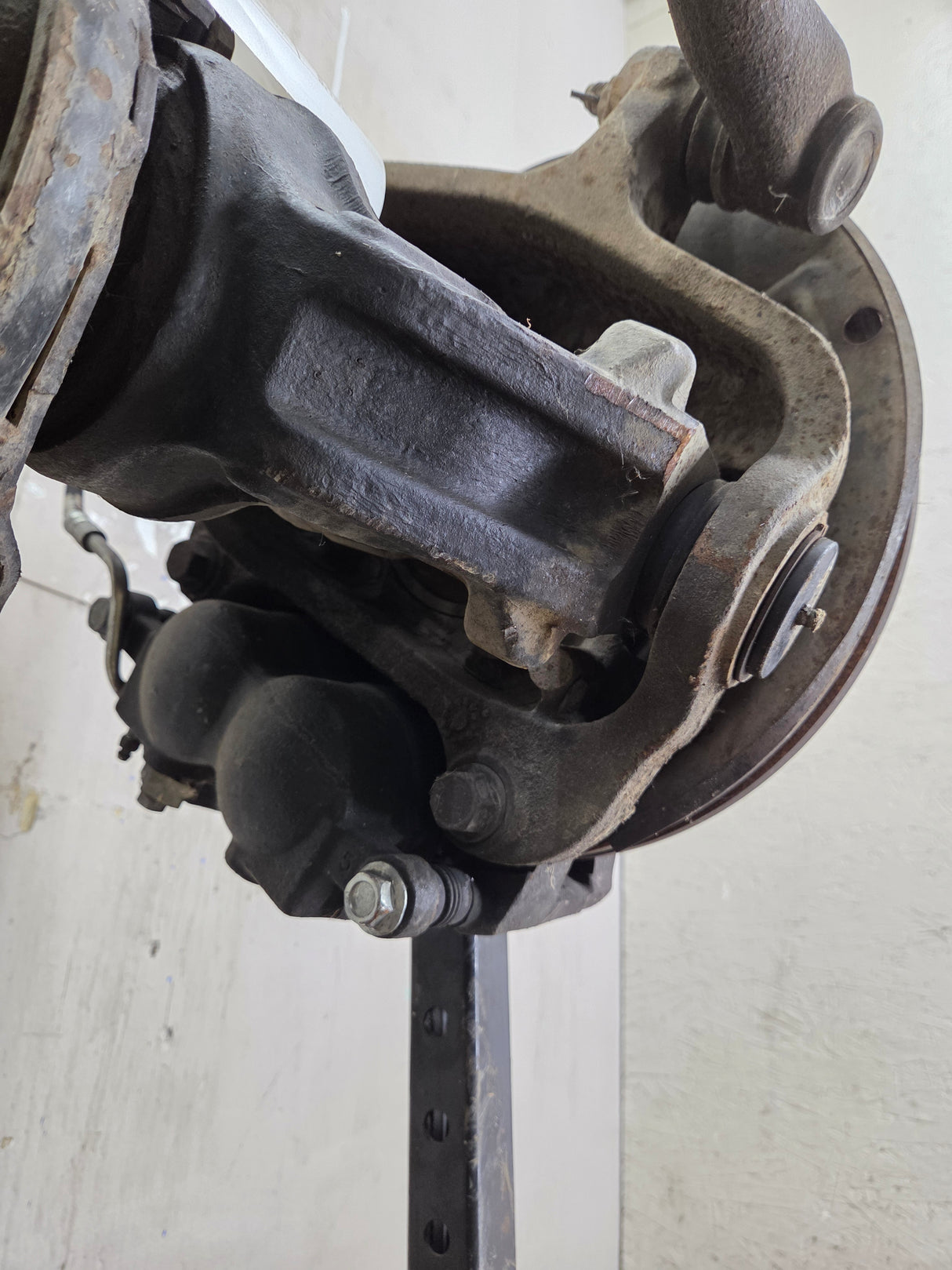 2008-2010 Ford Super Duty F250 F350 FRONT Axle 3.73 SRW