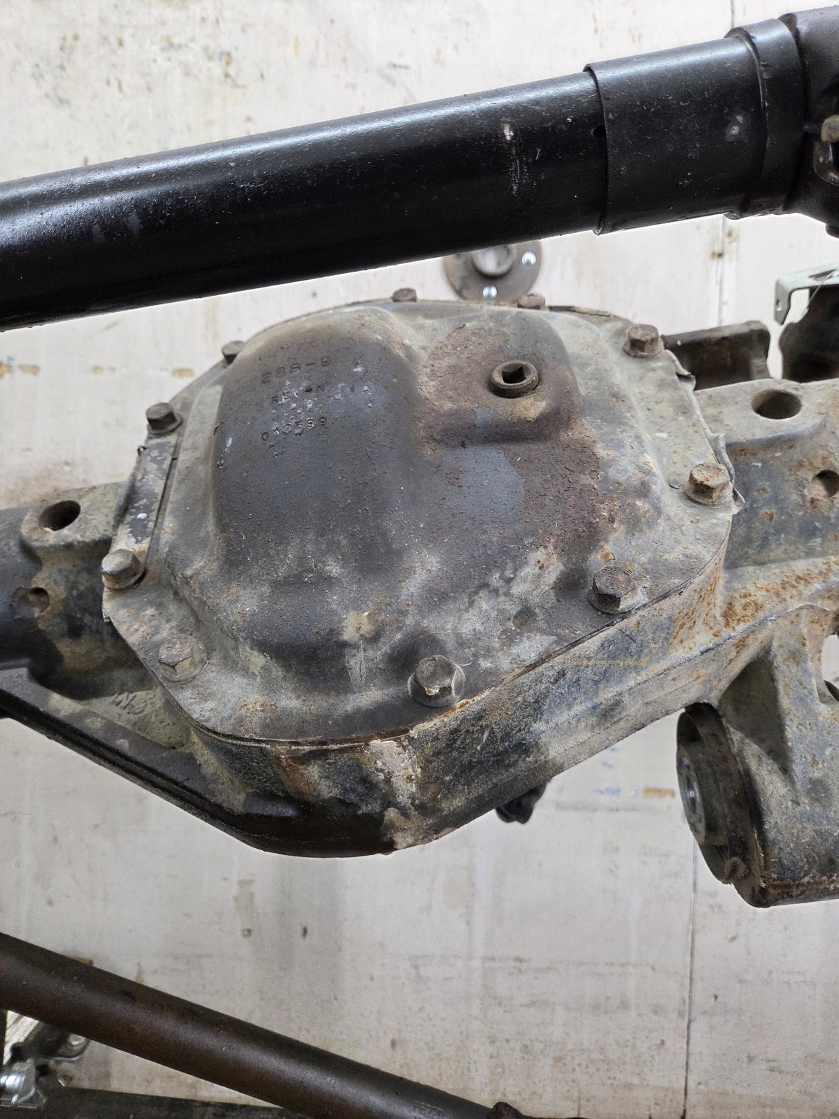 2008-2010 Ford Super Duty F250 F350 FRONT Axle 3.73 SRW