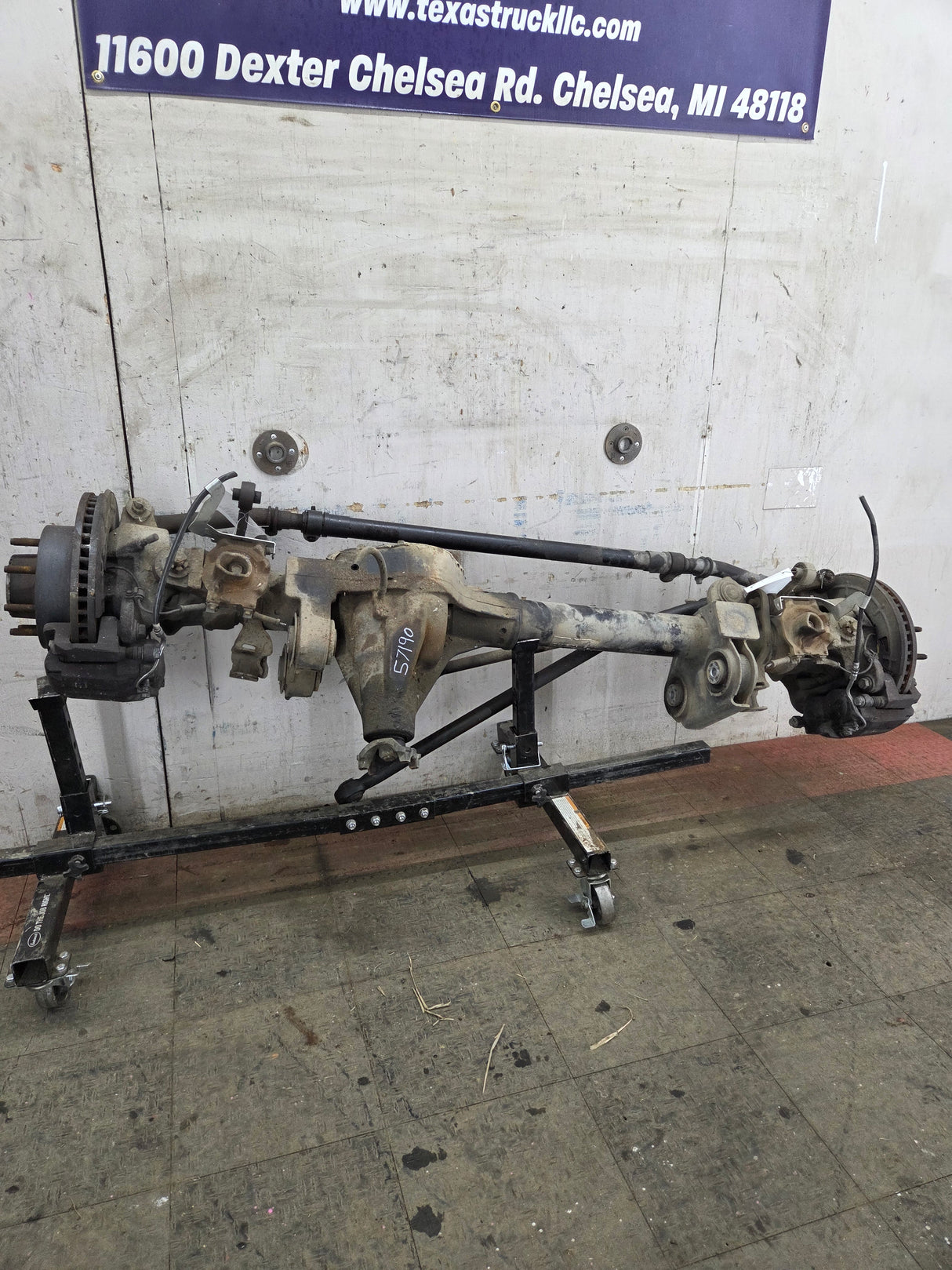 2008-2010 Ford Super Duty F250 F350 FRONT Axle 3.73 SRW