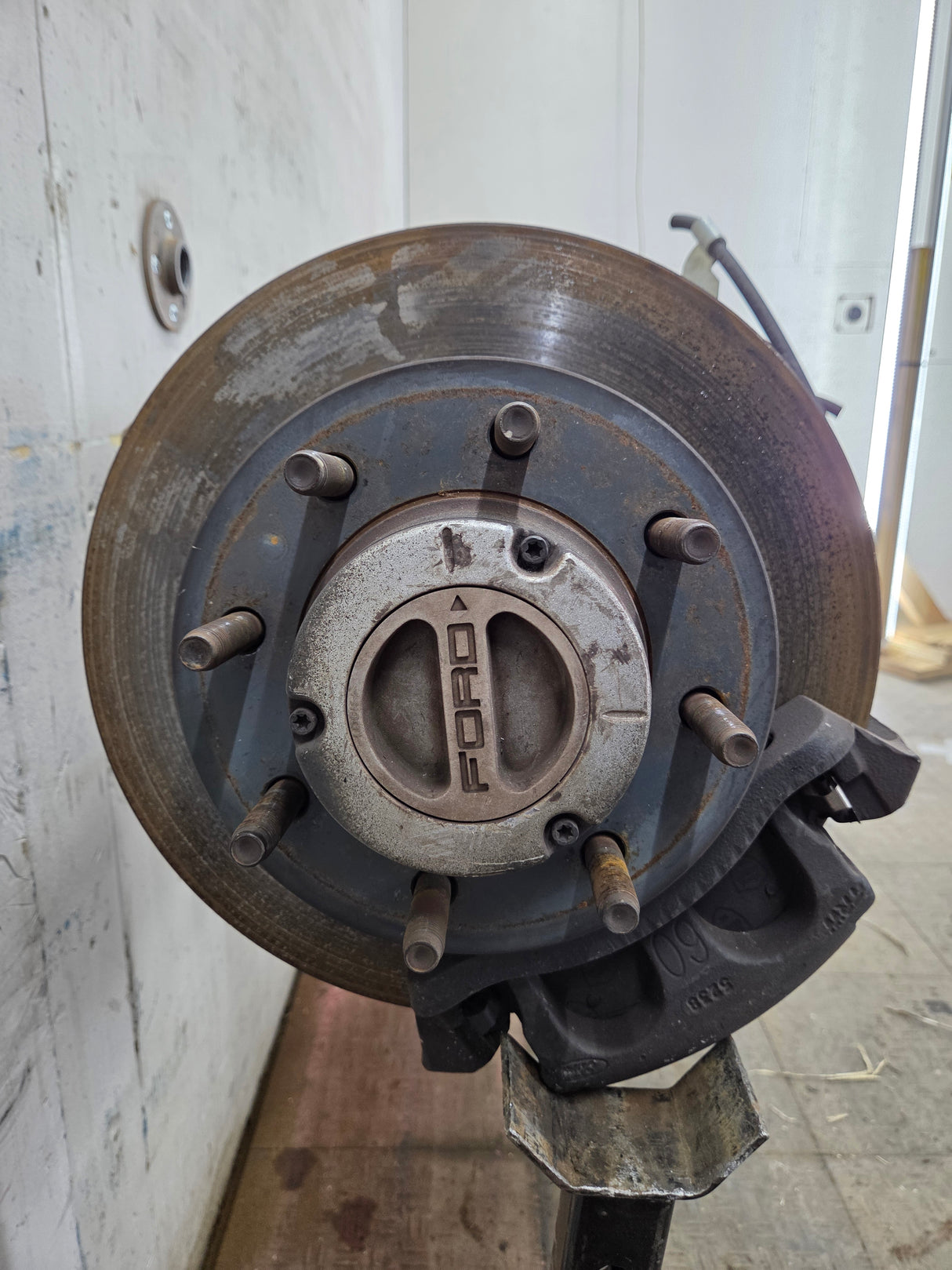 2008-2010 Ford Super Duty F250 F350 FRONT Axle 3.73 SRW