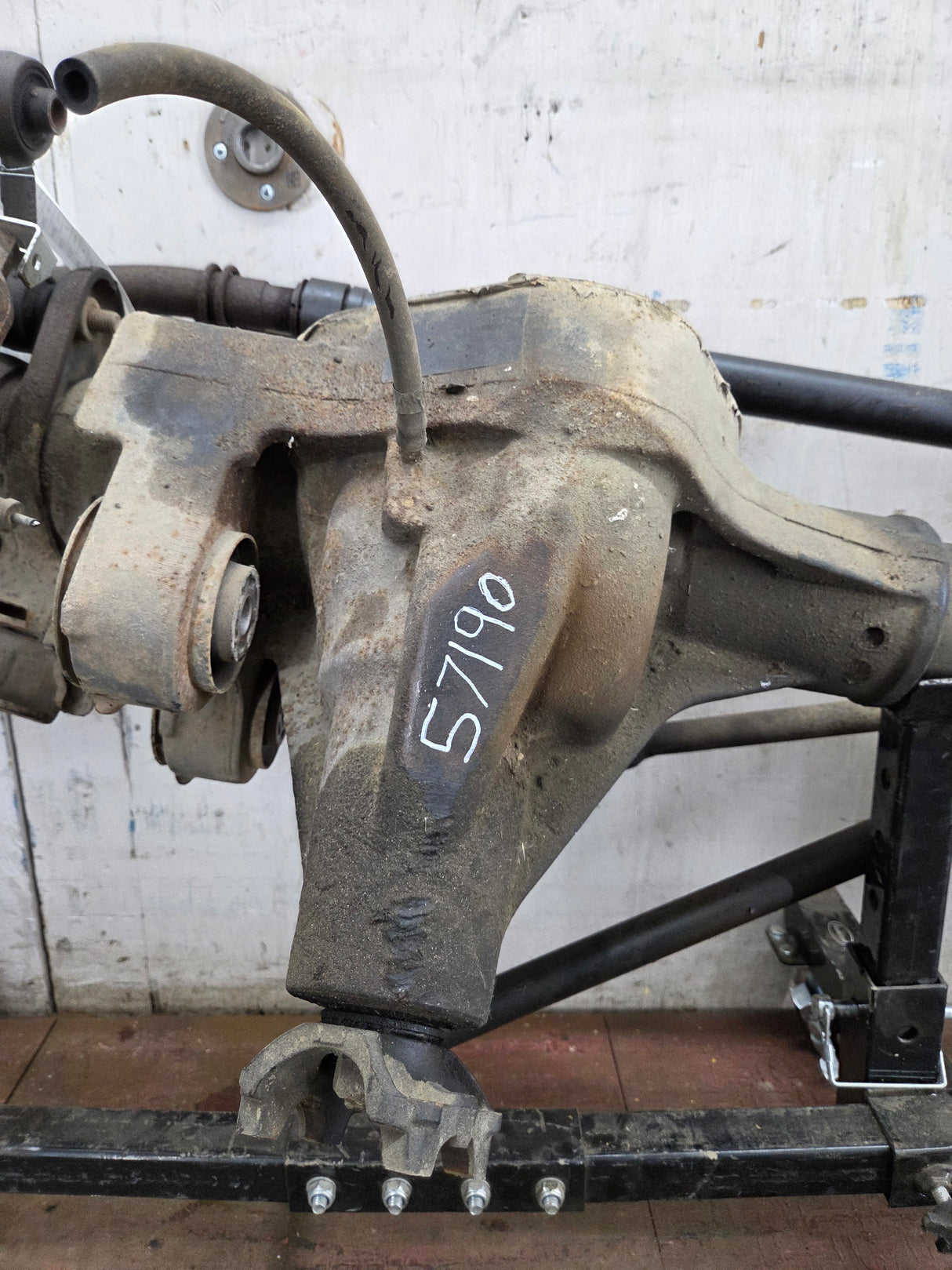 2008-2010 Ford Super Duty F250 F350 FRONT Axle 3.73 SRW