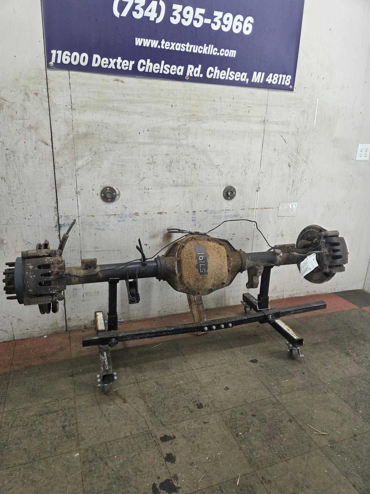 2008-2010 Ford Super Duty F250 F350 SRW Rear Axle 3.73 Gear Ratio