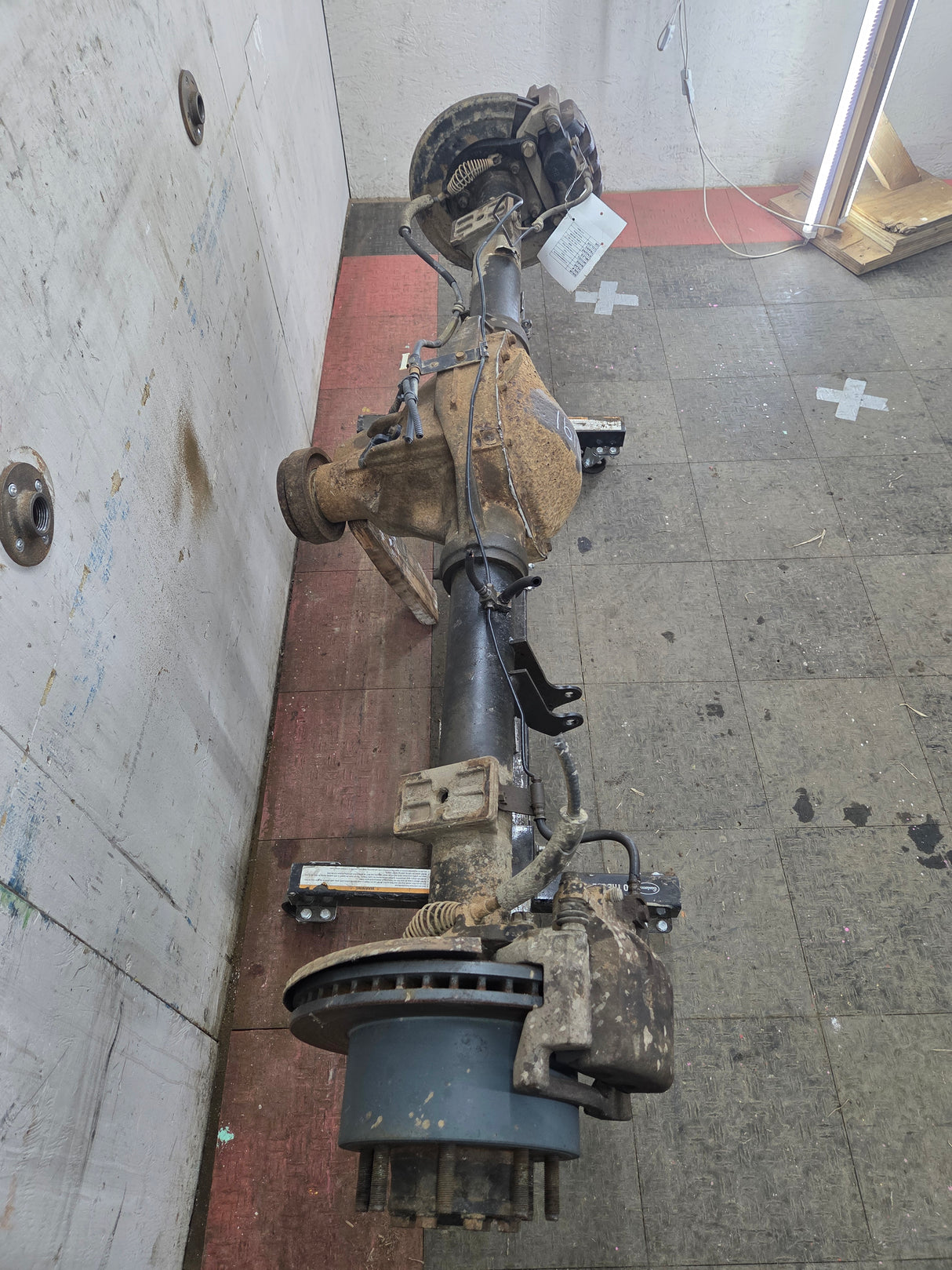 2008-2010 Ford Super Duty F250 F350 SRW Rear Axle 3.73 Gear Ratio