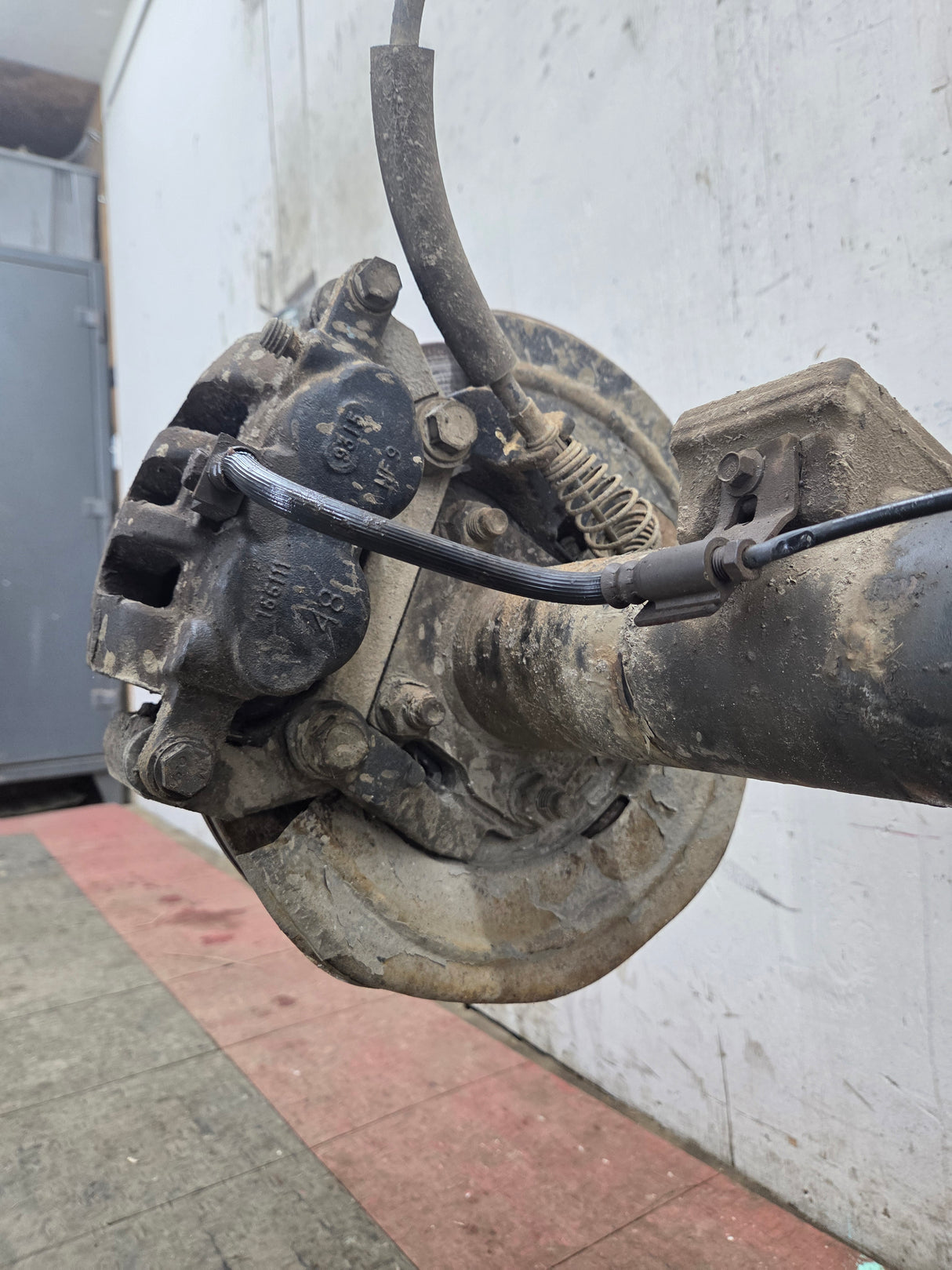 2008-2010 Ford Super Duty F250 F350 SRW Rear Axle 3.73 Gear Ratio