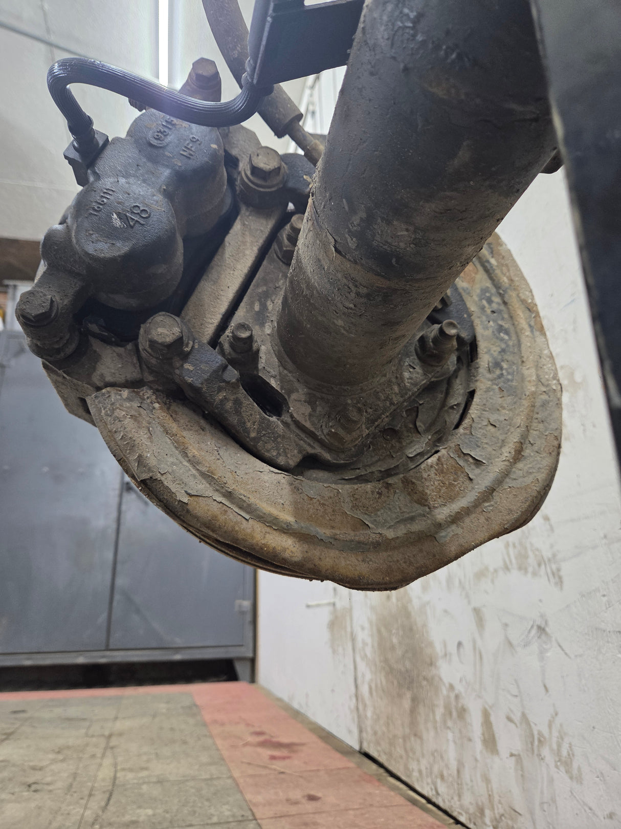 2008-2010 Ford Super Duty F250 F350 SRW Rear Axle 3.73 Gear Ratio
