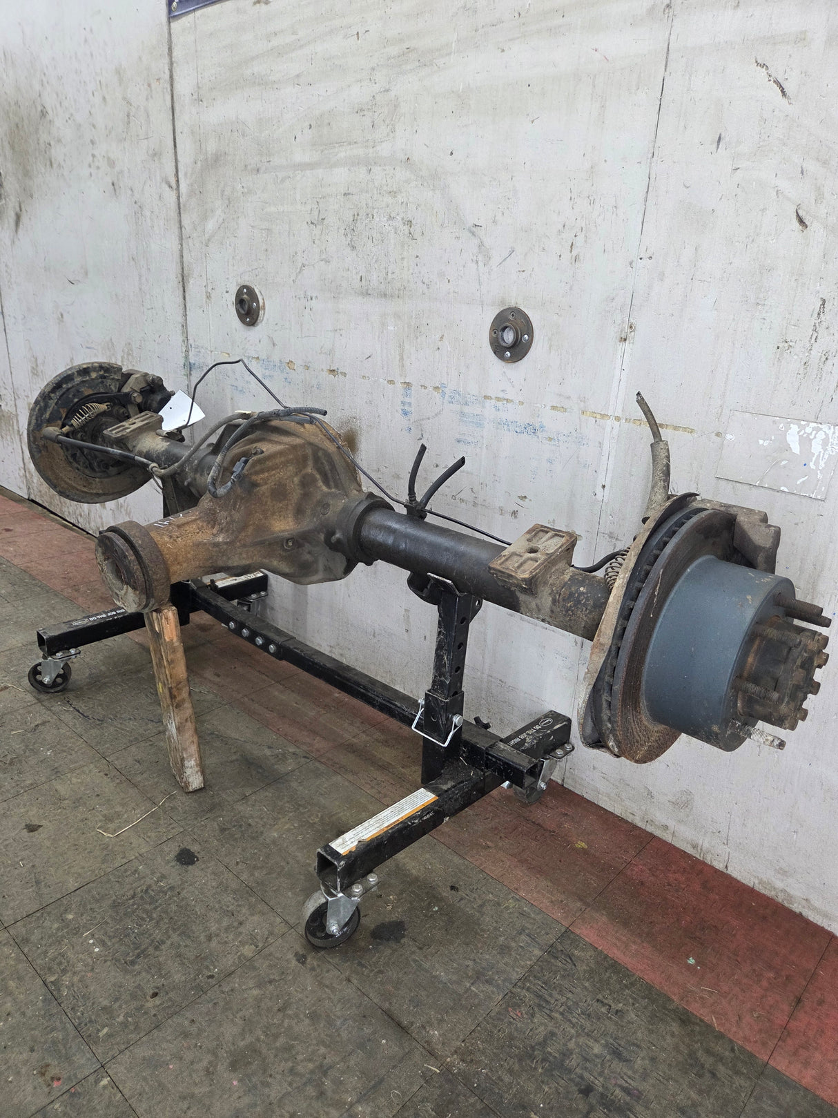 2008-2010 Ford Super Duty F250 F350 SRW Rear Axle 3.73 Gear Ratio