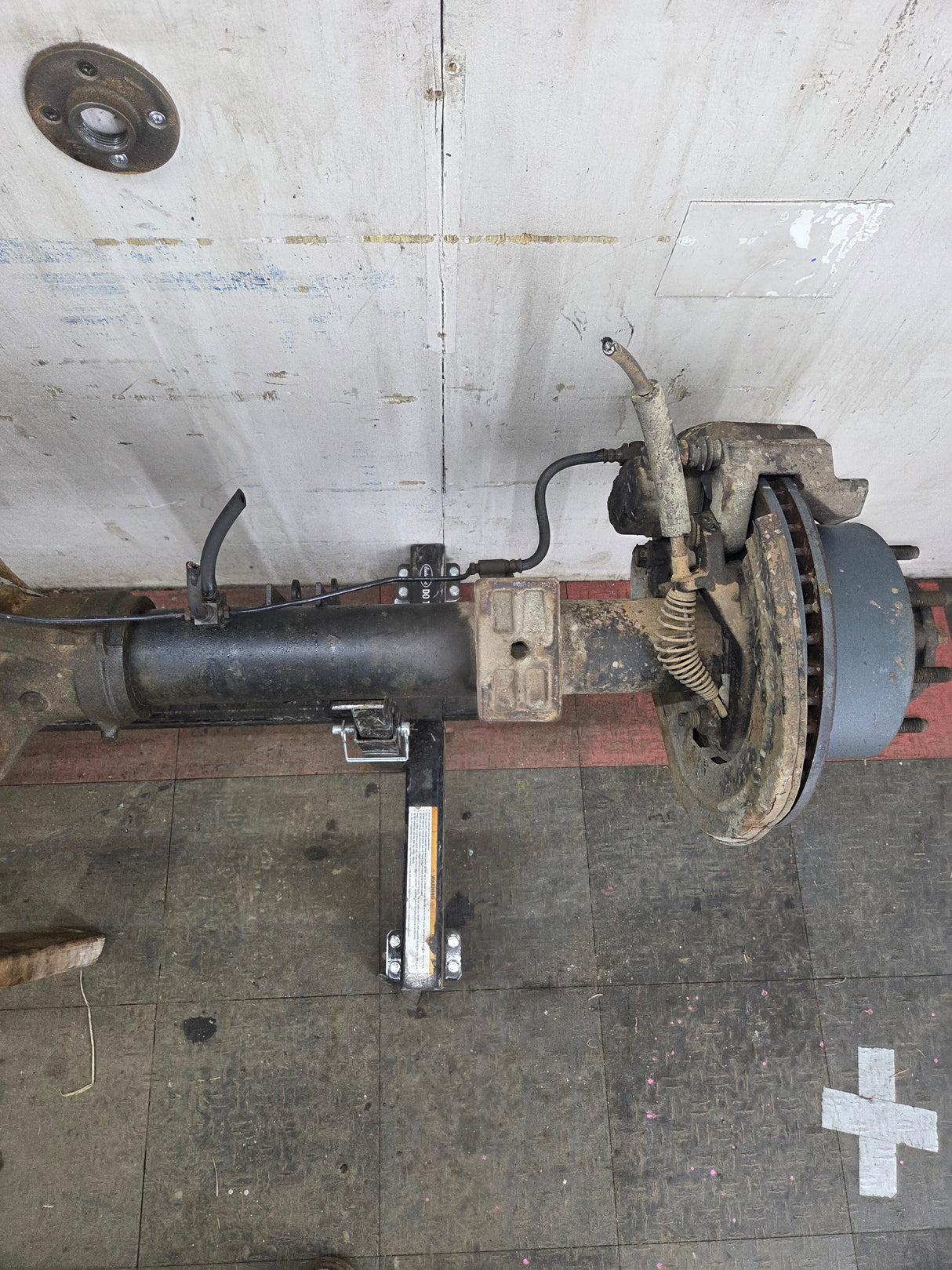 2008-2010 Ford Super Duty F250 F350 SRW Rear Axle 3.73 Gear Ratio