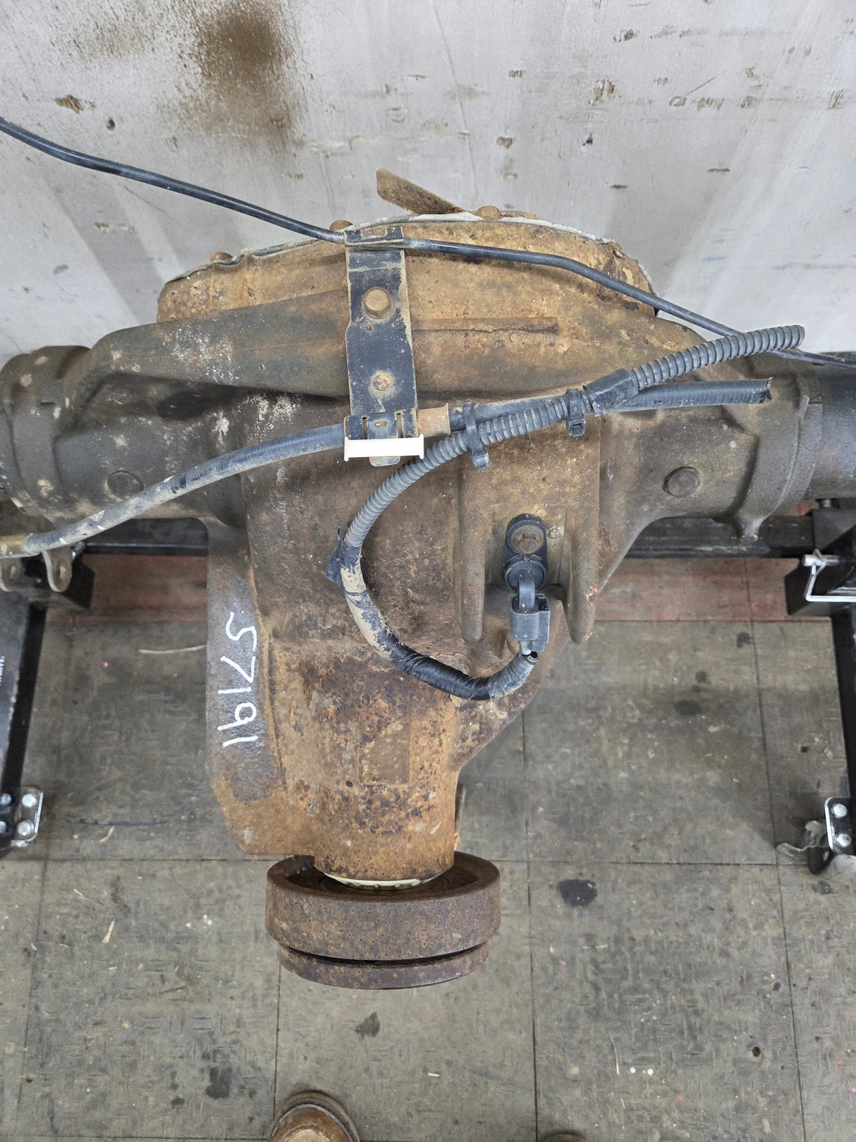 2008-2010 Ford Super Duty F250 F350 SRW Rear Axle 3.73 Gear Ratio