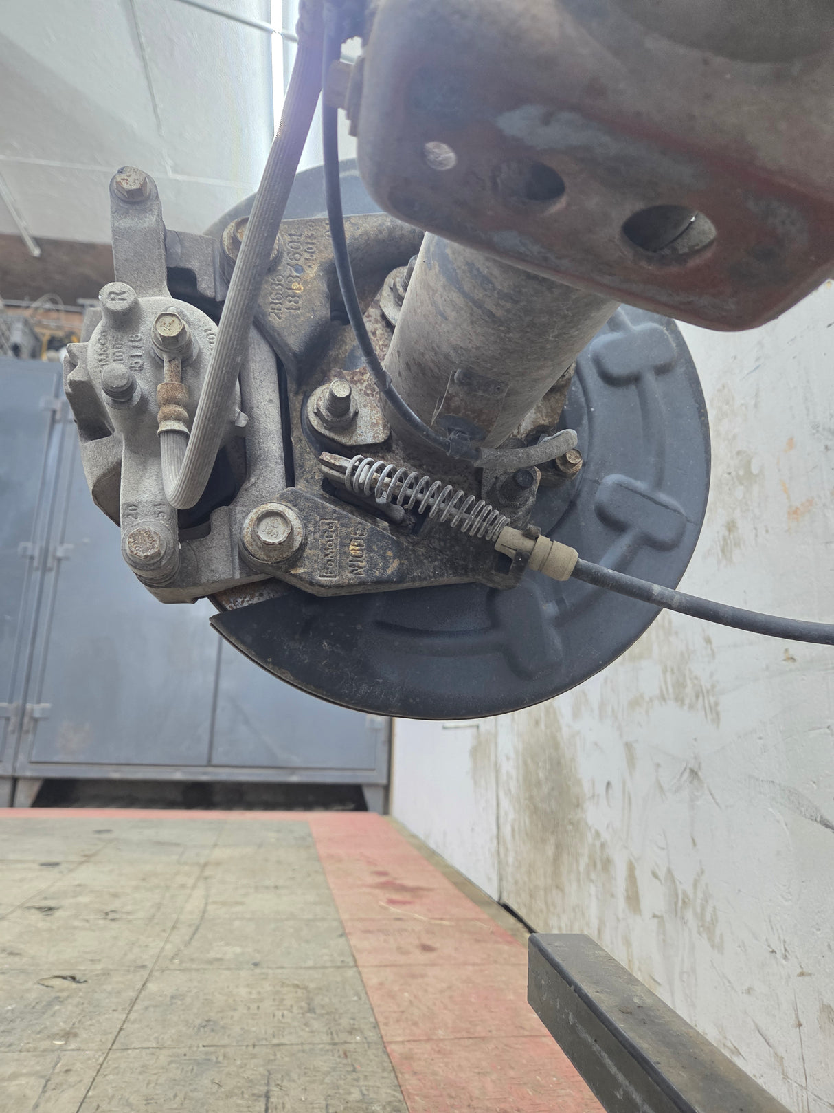 2015-2017 Ford F150 9.75" Rear Axle 3.31 Gear Ratio Electronic Locking
