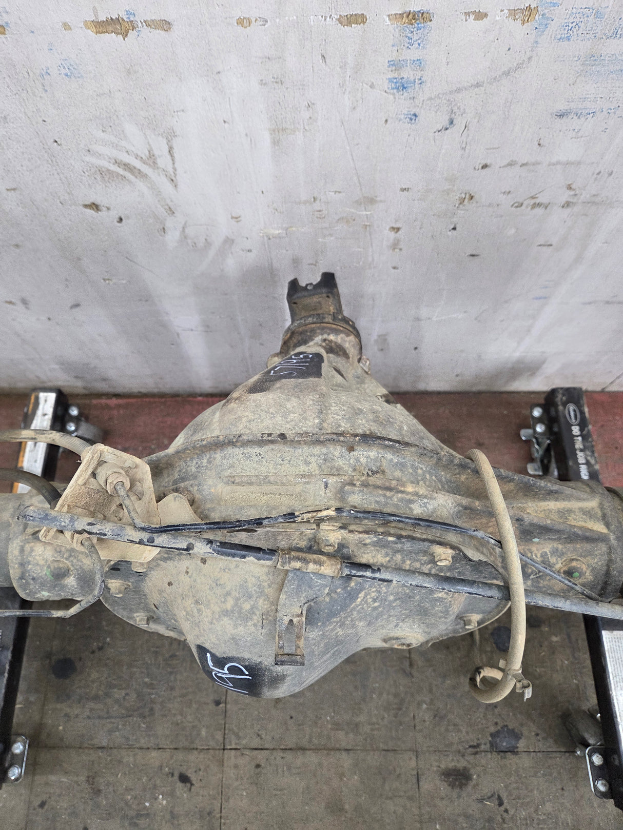 2014-2018 Chevrolet Silverado GMC Sierra 1500 Rear Axle 9.5" ring gear, 12 bolt, 3.42 ratio