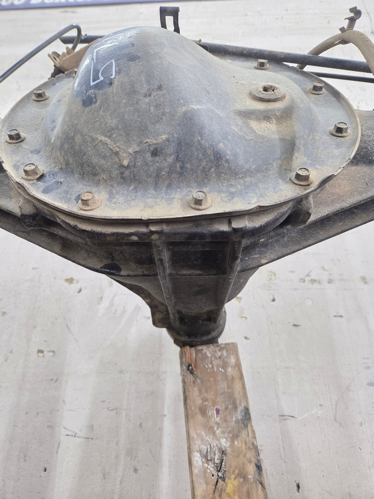 2014-2018 Chevrolet Silverado GMC Sierra 1500 Rear Axle 9.5" ring gear, 12 bolt, 3.42 ratio