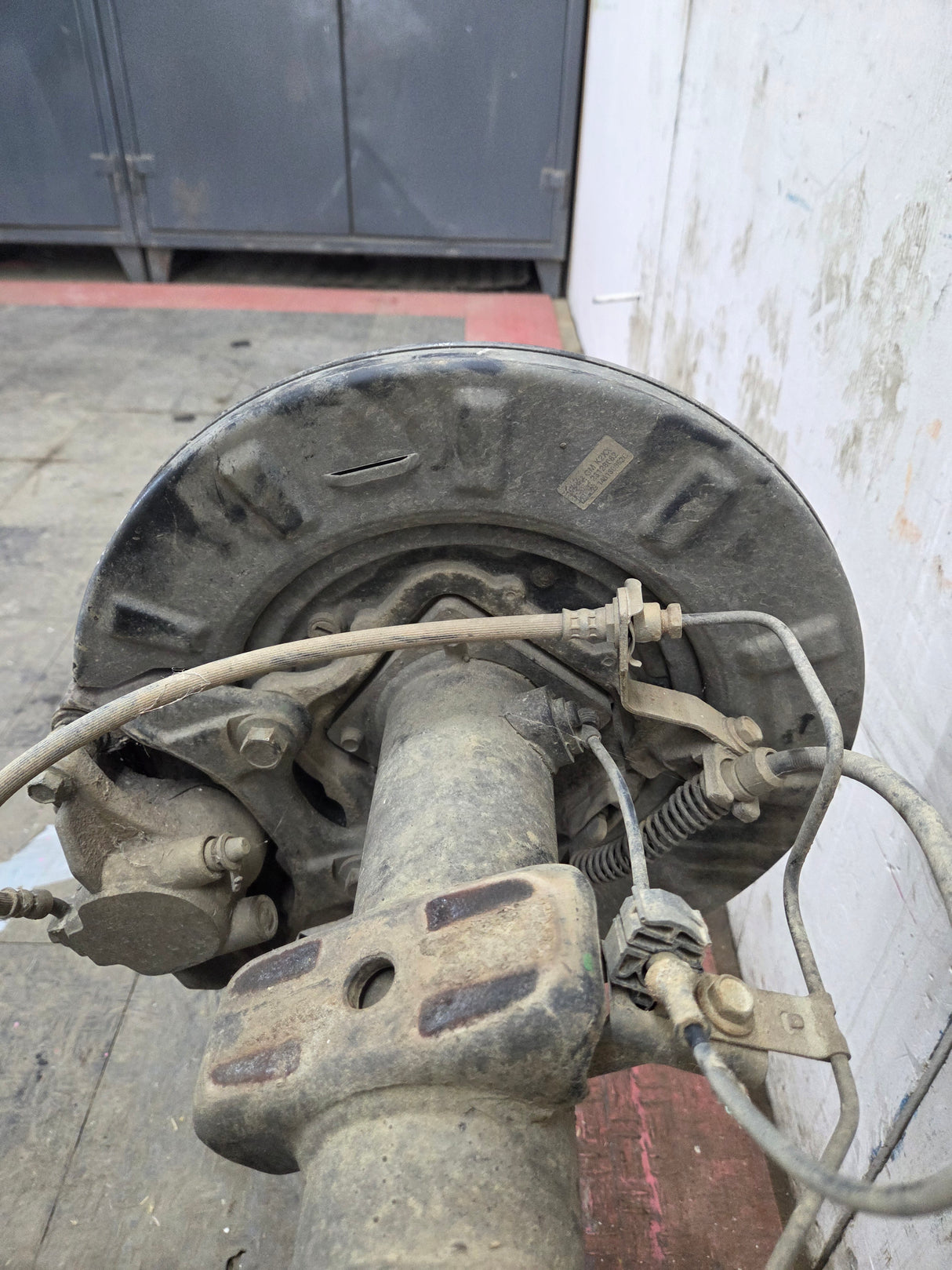 2014-2018 Chevrolet Silverado GMC Sierra 1500 Rear Axle 9.5" ring gear, 12 bolt, 3.42 ratio