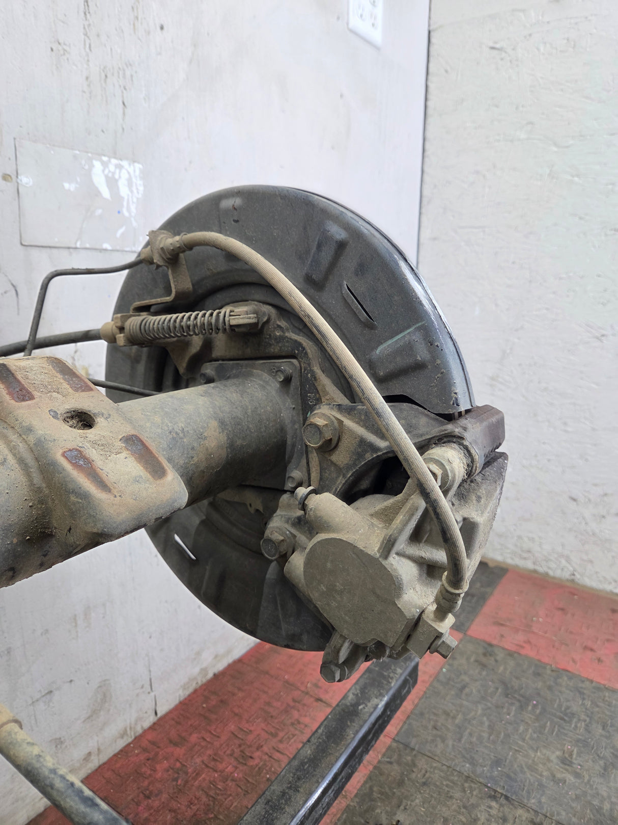 2014-2018 Chevrolet Silverado GMC Sierra 1500 Rear Axle 9.5" ring gear, 12 bolt, 3.42 ratio