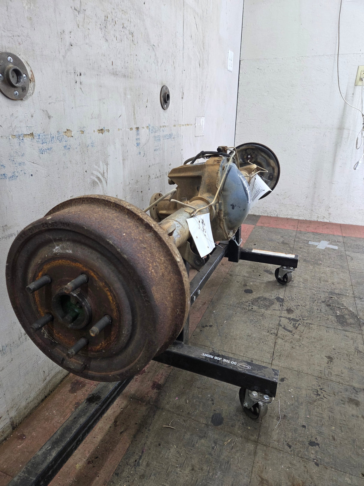 1993-1997 Ford Ranger Rear Axle 8.8" 9" 3.08 Gear ratio Drum Brake