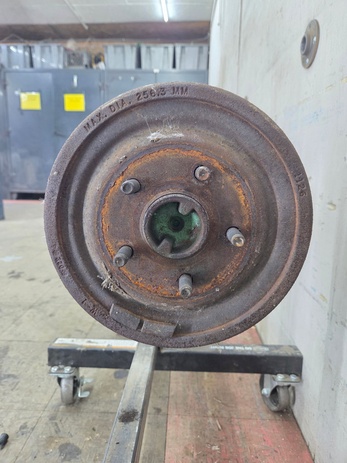 1993-1997 Ford Ranger Rear Axle 8.8" 9" 3.08 Gear ratio Drum Brake