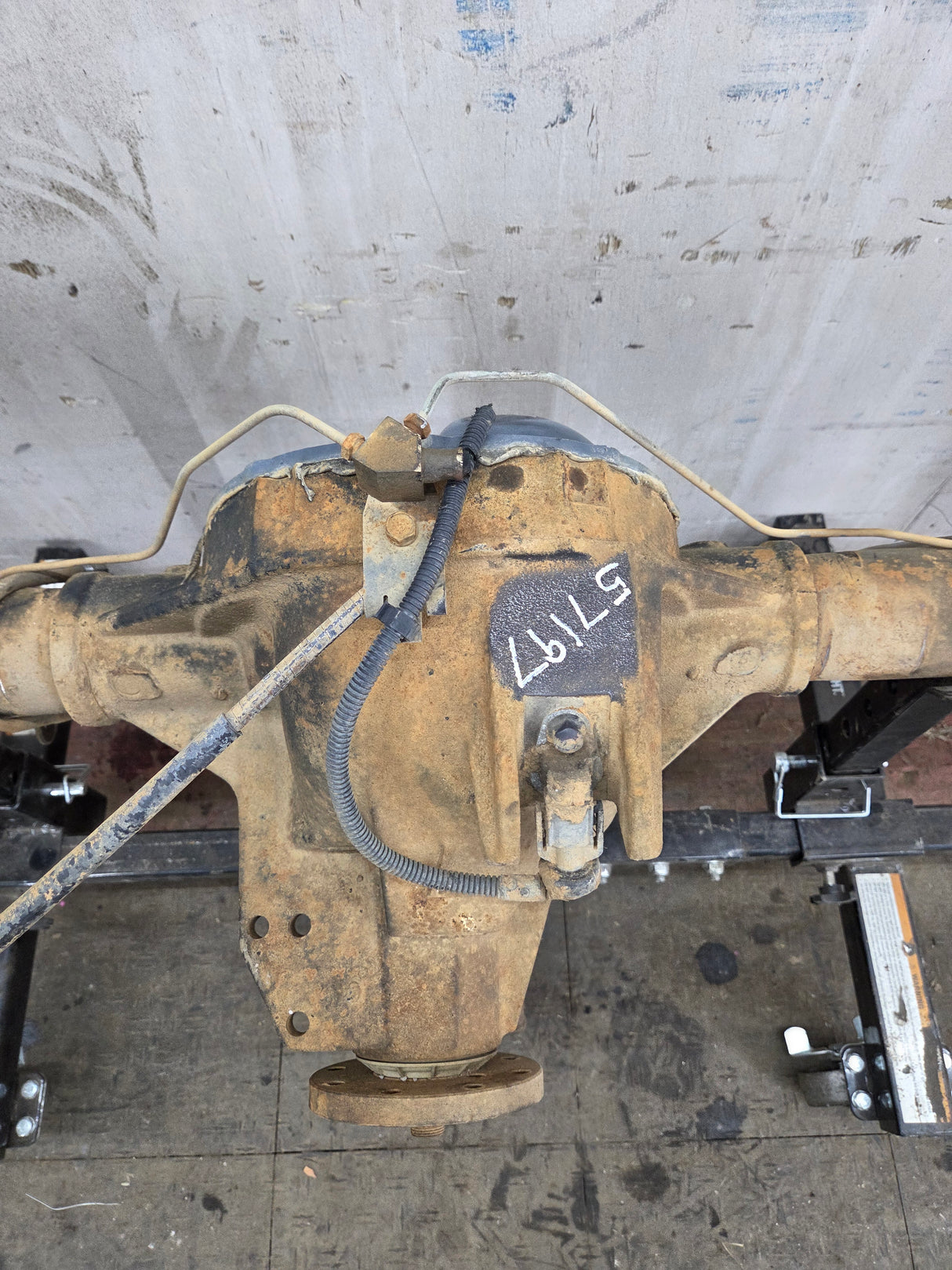 1993-1997 Ford Ranger Rear Axle 8.8" 9" 3.08 Gear ratio Drum Brake