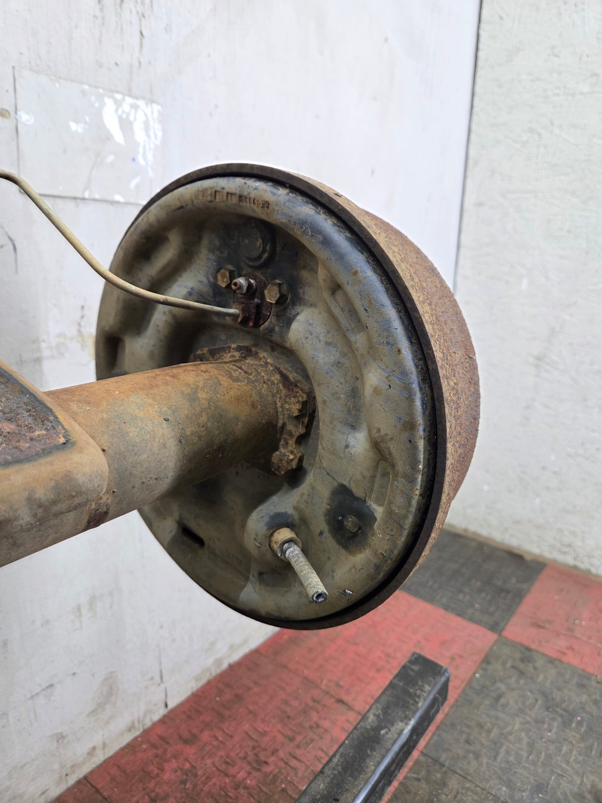 1993-1997 Ford Ranger Rear Axle 8.8" 9" 3.08 Gear ratio Drum Brake