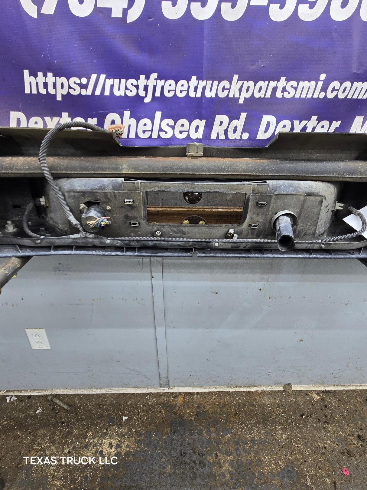 2007-2010 Chevrolet Silverado / GMC Sierra 1500 Rear Bumper