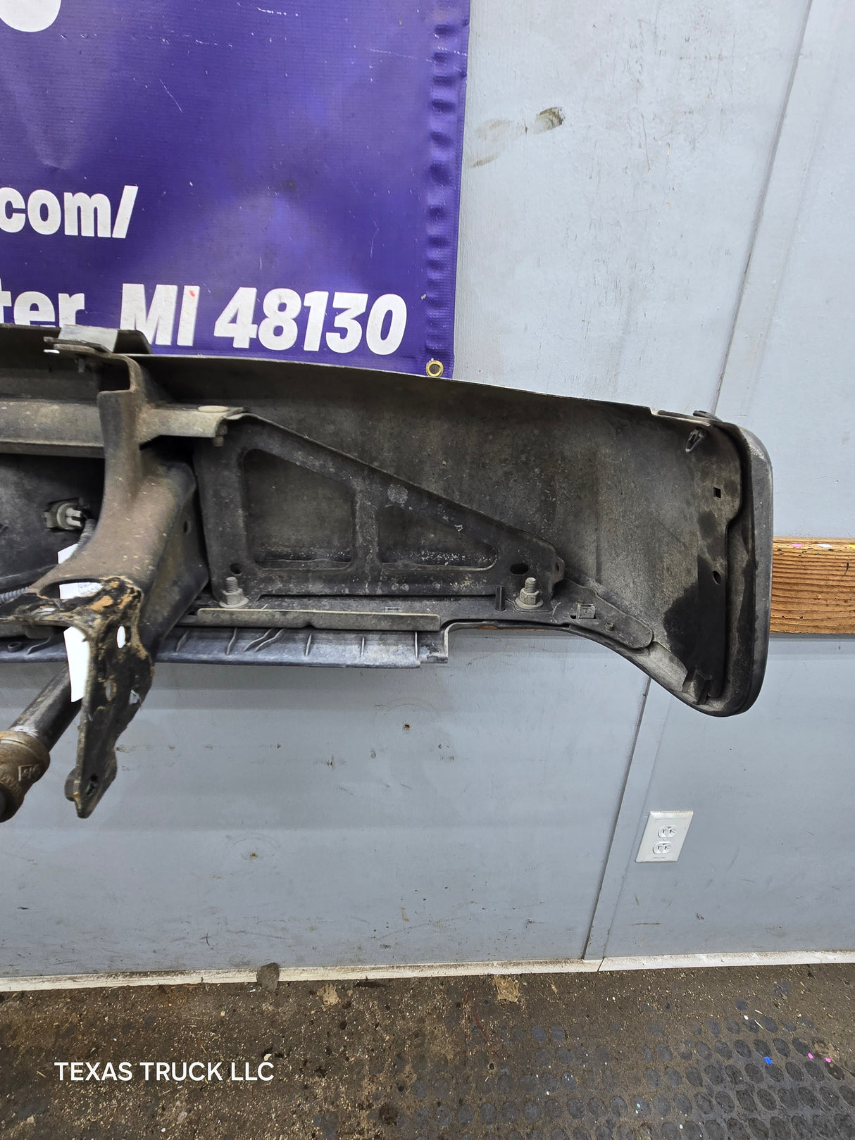 2007-2010 Chevrolet Silverado / GMC Sierra 1500 Rear Bumper