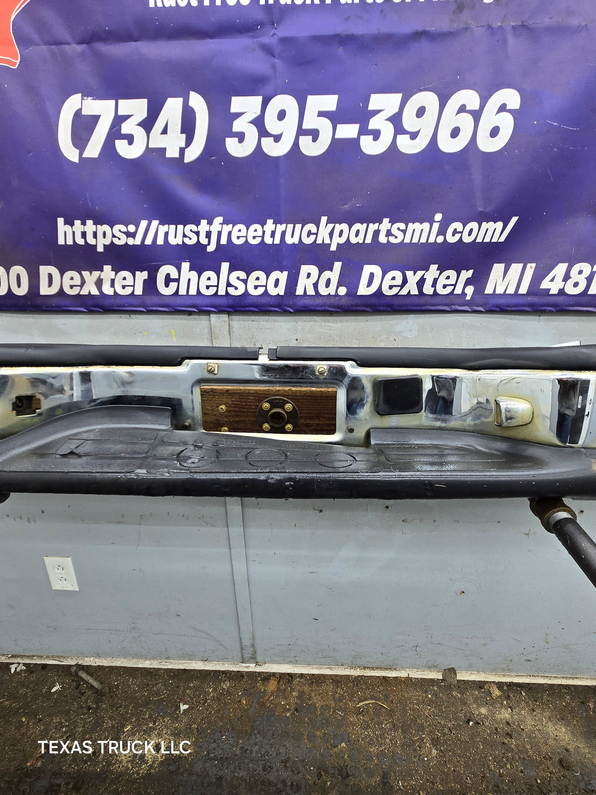 1999-2007 Chevrolet Silverado / GMC Sierra 2500 3500 HD Rear Bumper - Chrome