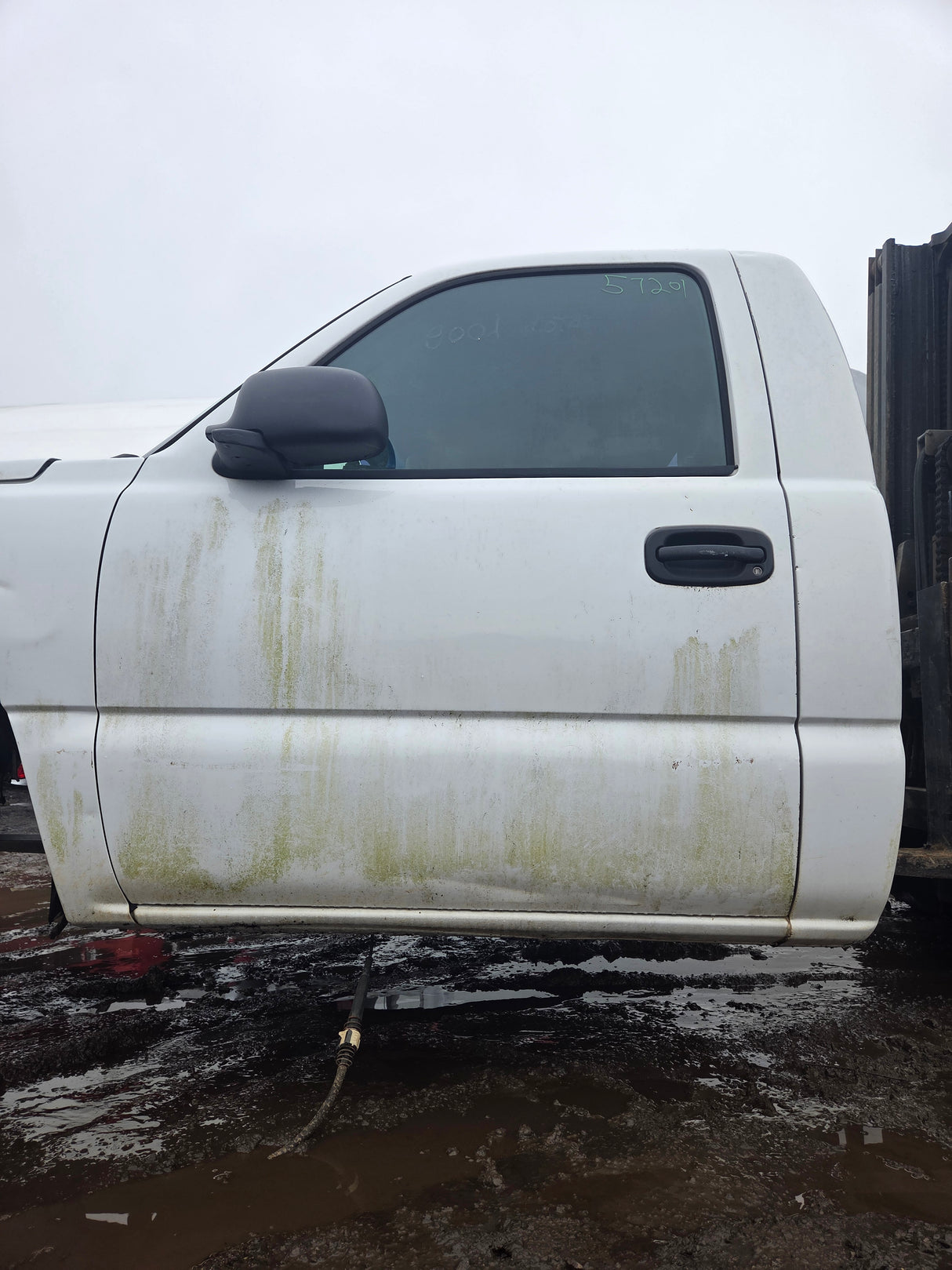 1999-2007 Chevrolet Silverado / GMC Sierra 1500 2500 HD 3500HD Regular Cab Body - Summit white