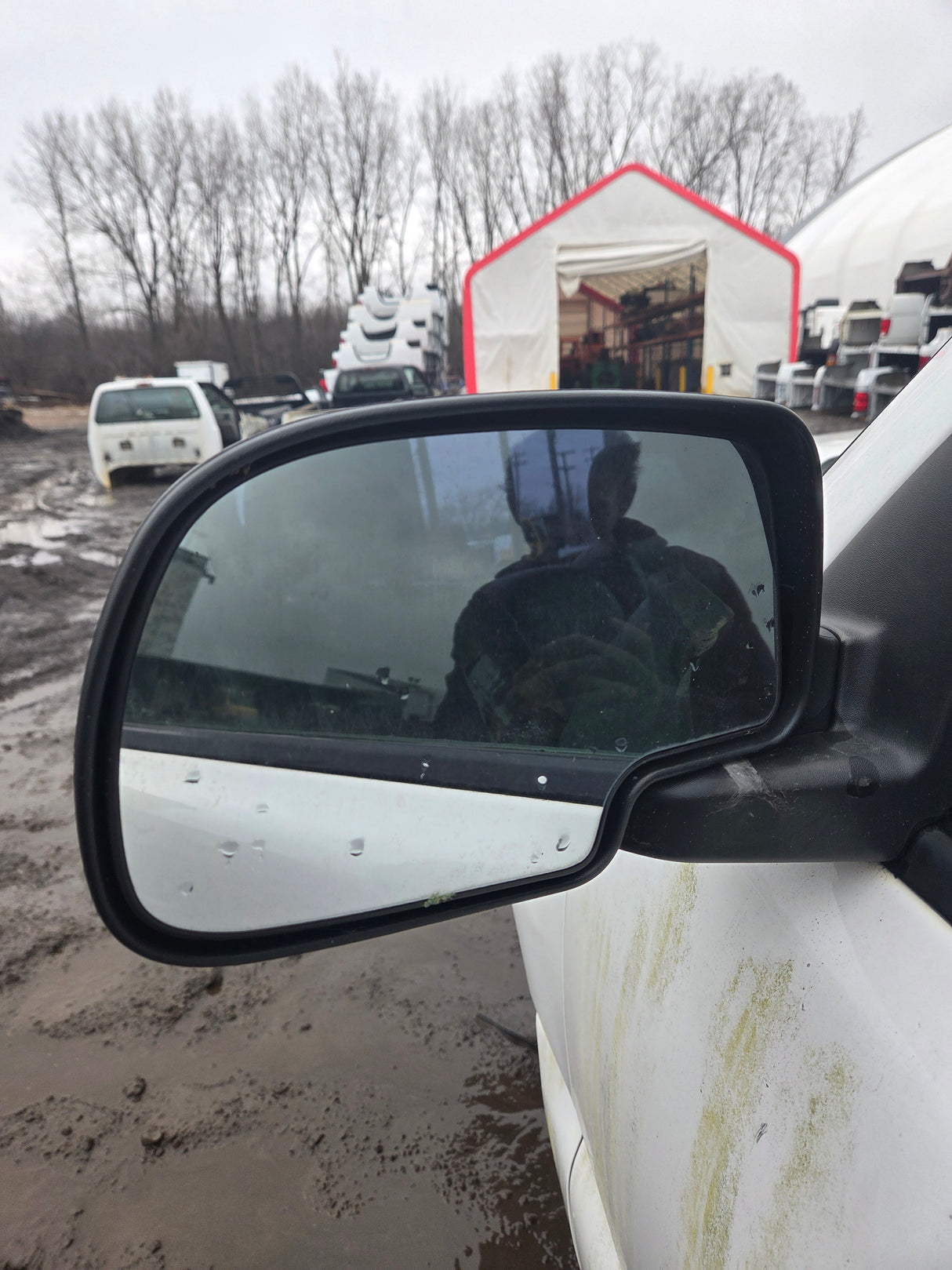 1999-2007 Chevrolet Silverado / GMC Sierra 1500 2500 HD 3500HD Regular Cab Body - Summit white