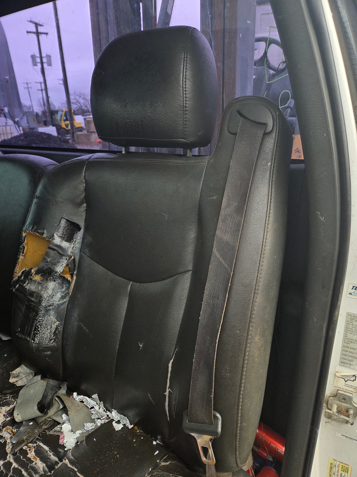 1999-2007 Chevrolet Silverado / GMC Sierra 1500 2500 HD 3500HD Regular Cab Body - Summit white