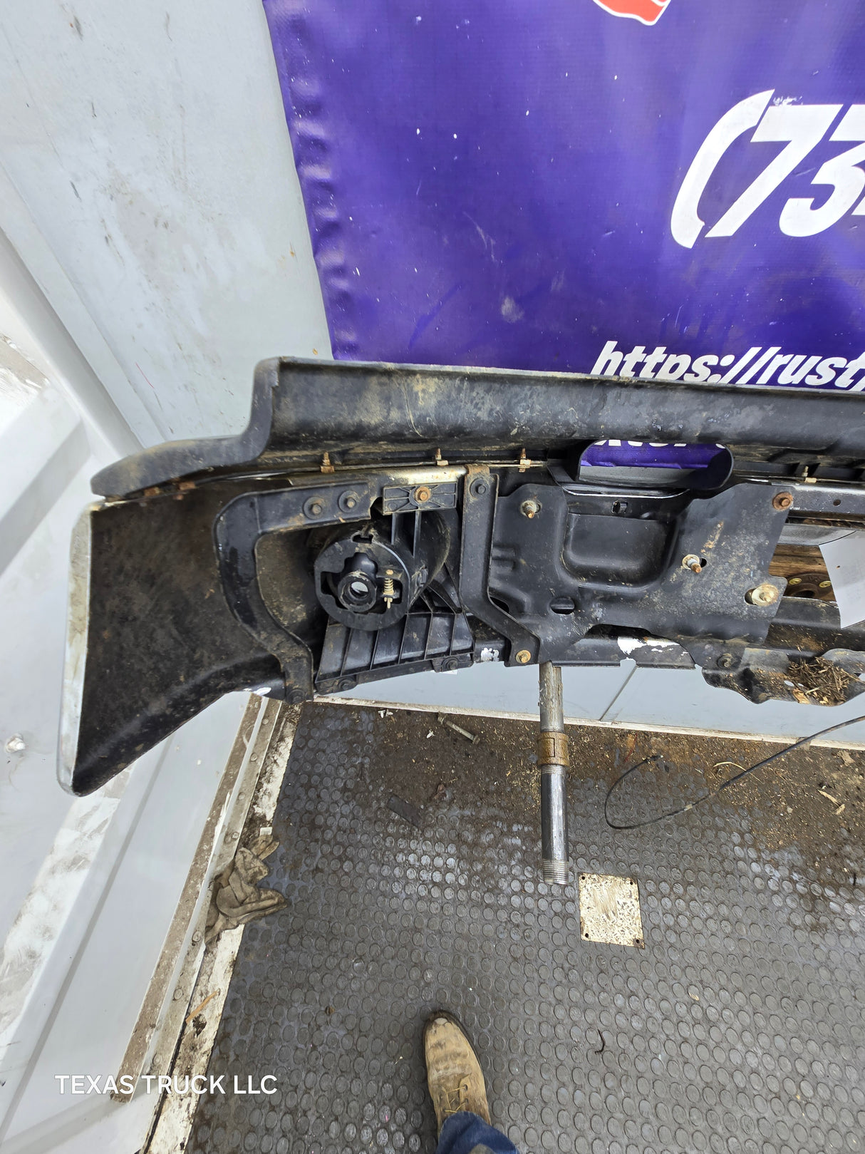 2009-2014 Ford F150 Front Bumper With Fog Light Holes
