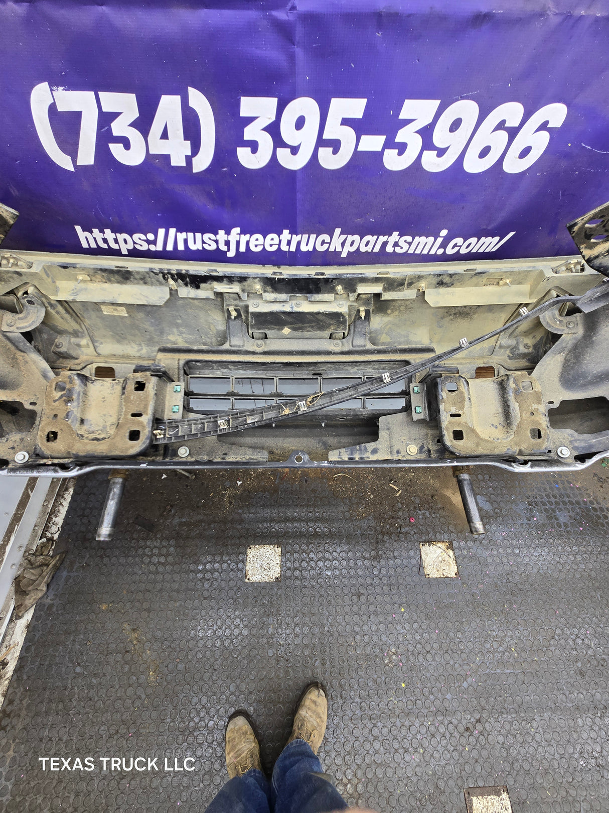 2024-2025 Chevrolet Silverado 2500/3500 HD Front Bumper - Chrome