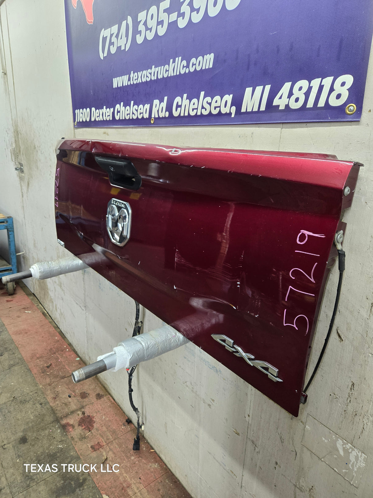 2019-2025 Dodge Ram 2500 3500 4500 5th Gen Tailgate - Maroon