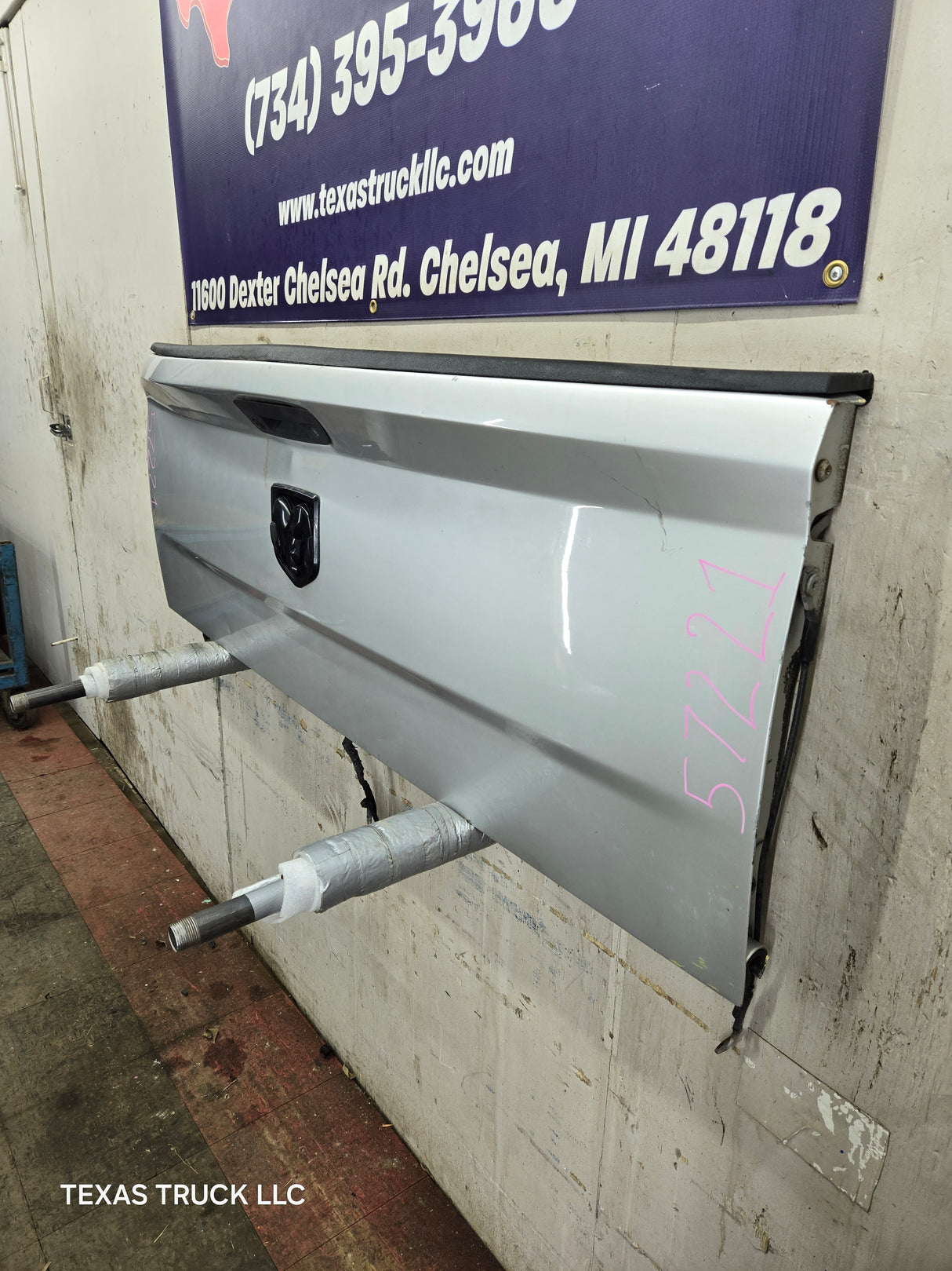 2009-2018 Dodge Ram 4th Gen 1500 2500 3500 Tailgate