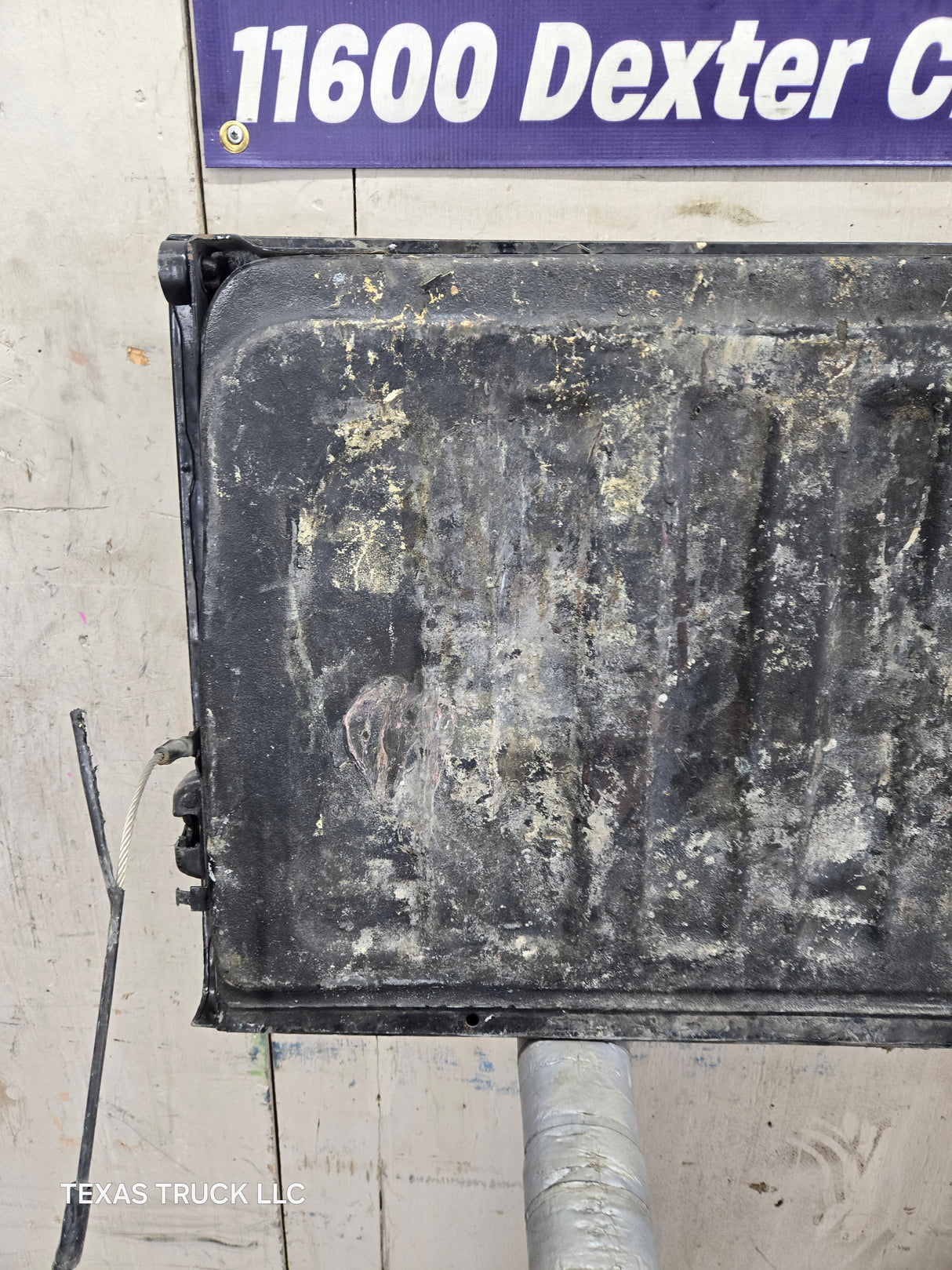 2007-2013 Chevrolet Silverado / GMC Sierra 1500 2500 3500 HD Tailgate