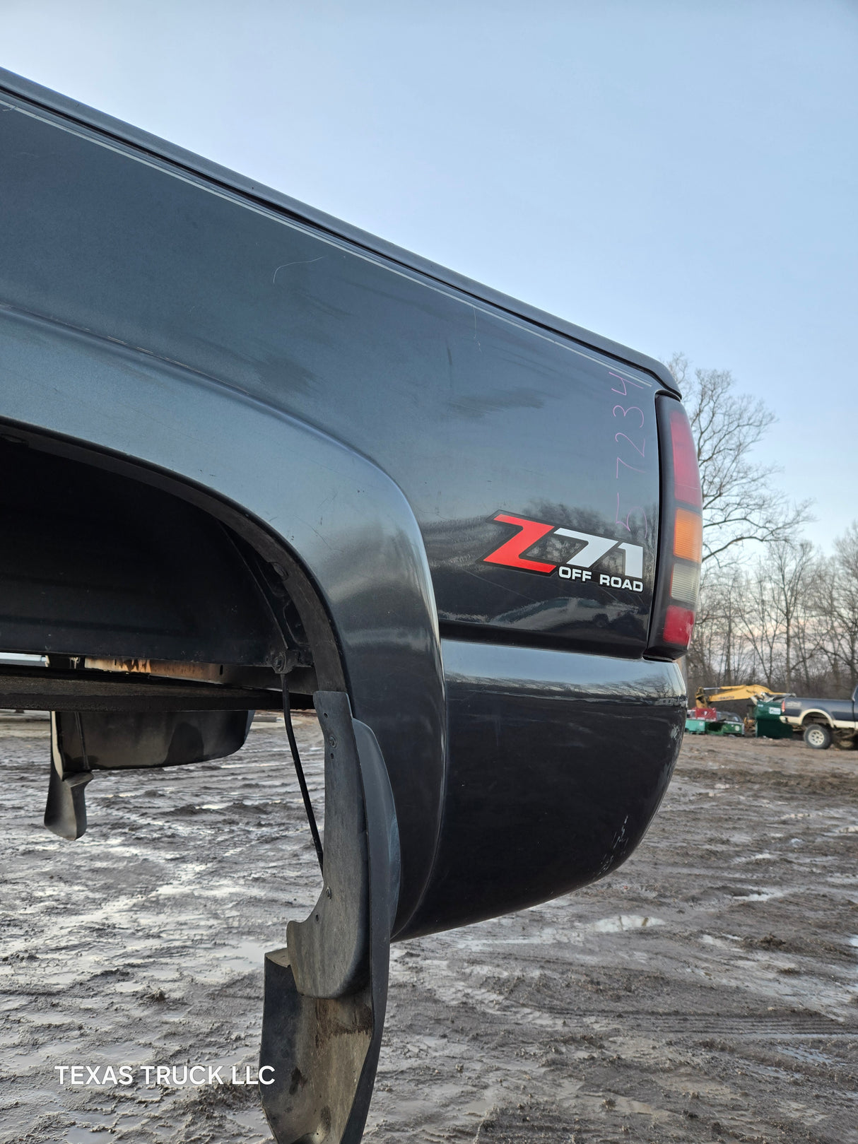 1999-2007 Chevrolet Silverado / GMC Sierra 6' 6" Short Truck Bed