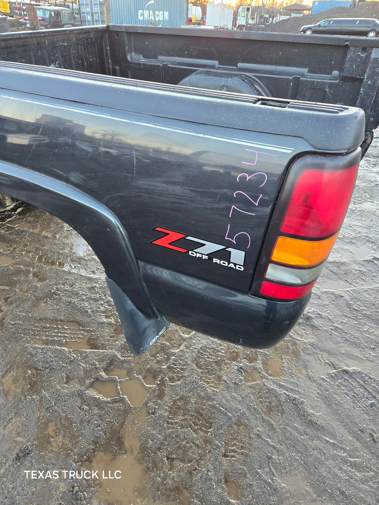 1999-2007 Chevrolet Silverado / GMC Sierra 6' 6" Short Truck Bed