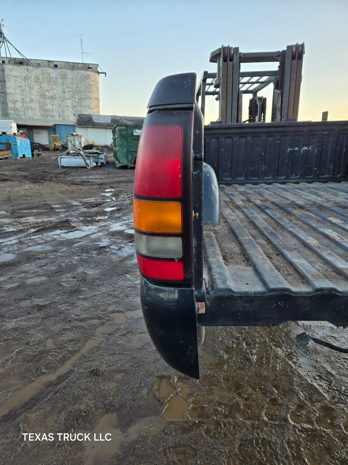 1999-2007 Chevrolet Silverado / GMC Sierra 6' 6" Short Truck Bed