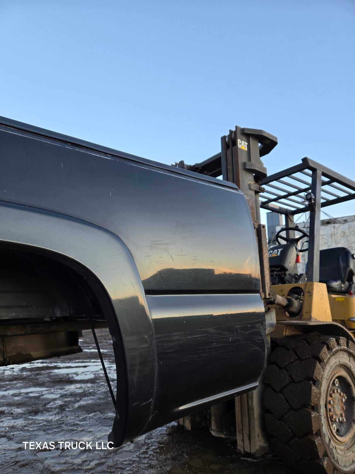 1999-2007 Chevrolet Silverado / GMC Sierra 6' 6" Short Truck Bed