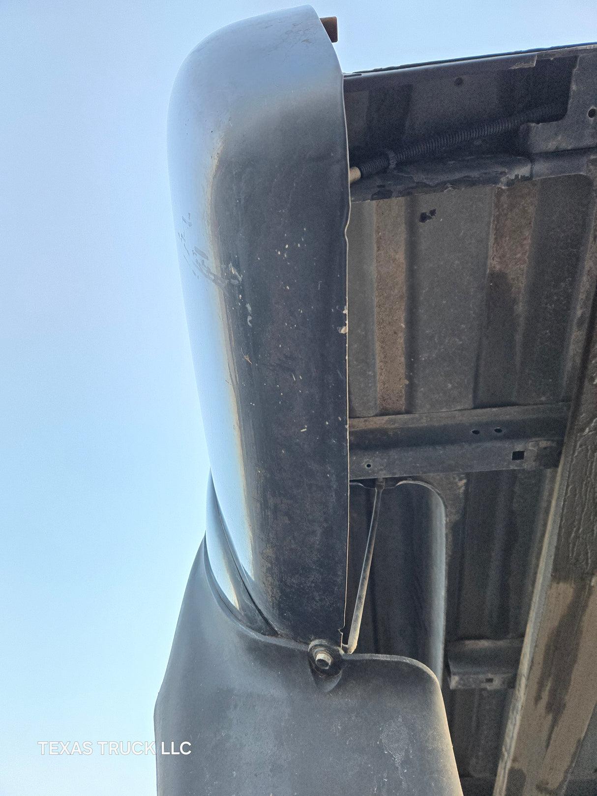 1999-2007 Chevrolet Silverado / GMC Sierra 6' 6" Short Truck Bed