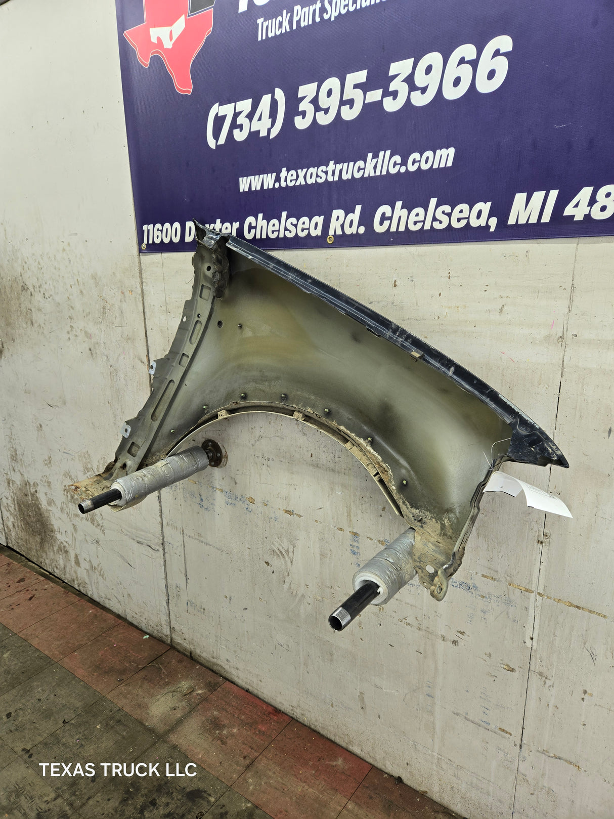 1997-2003 Ford F150 / Explorer / Expedition LH Driver Side Front Fender