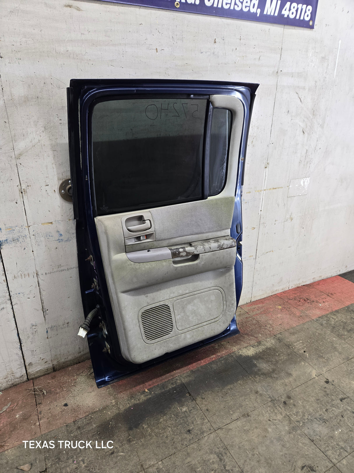 2000-2004 Dodge Dakota Passenger Side Rear RH Crew Cab Door