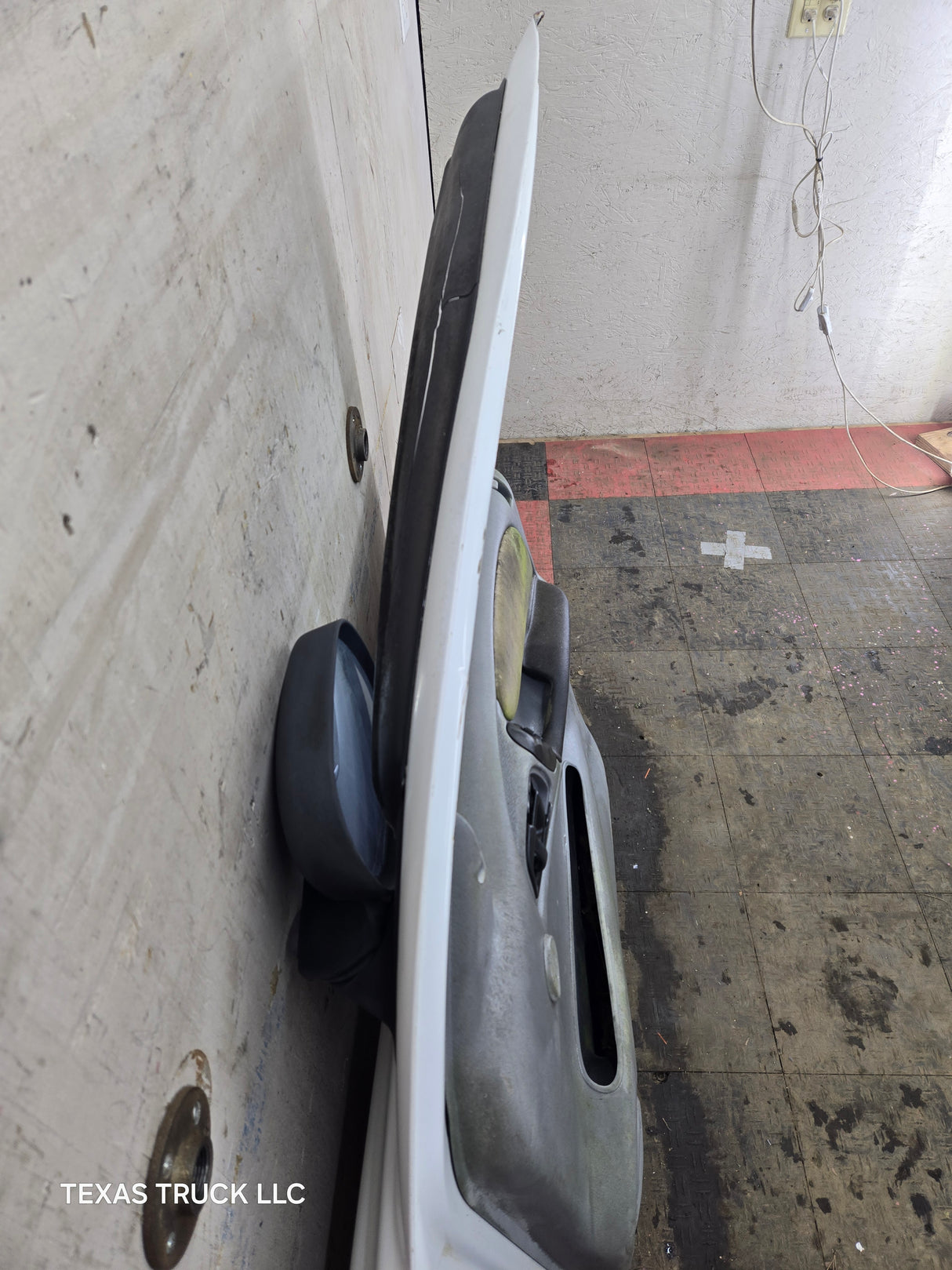 1998-2003 Dodge Durango 1st Gen RH Passenger Side Front Door