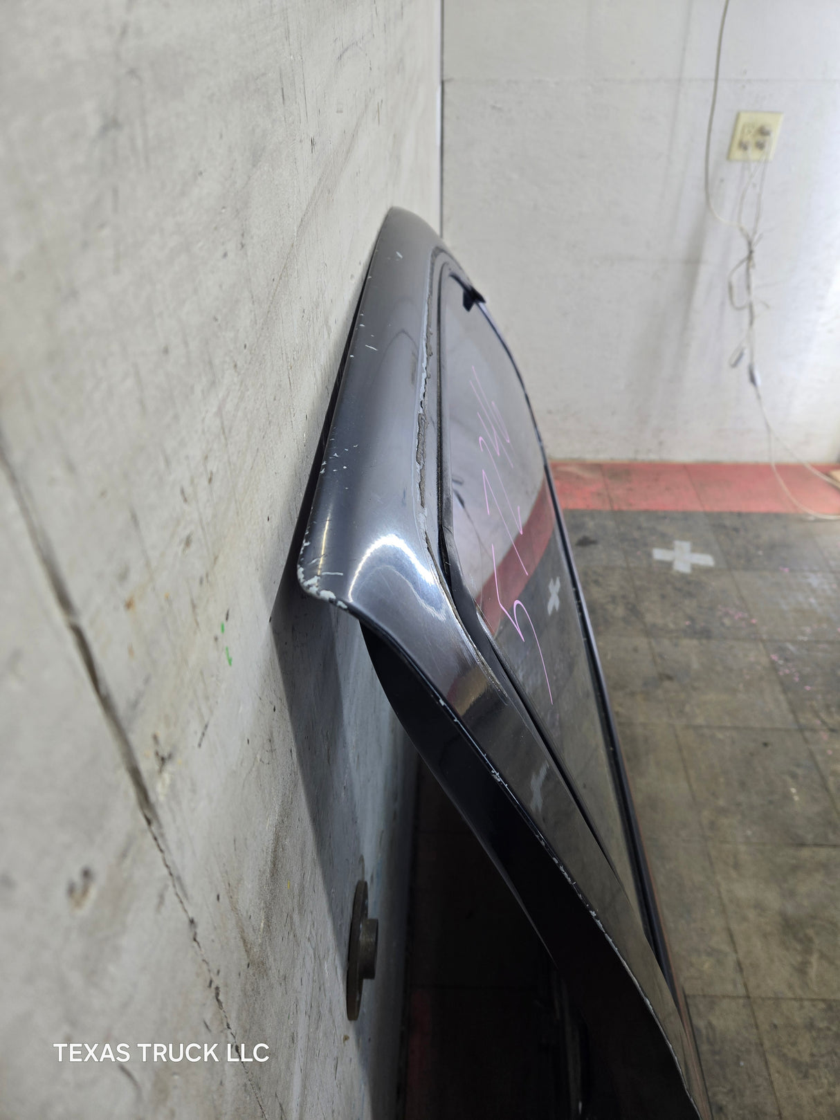 1988-2000 Chevrolet Silverado Suburban GMC Sierra RH Front Passenger Door