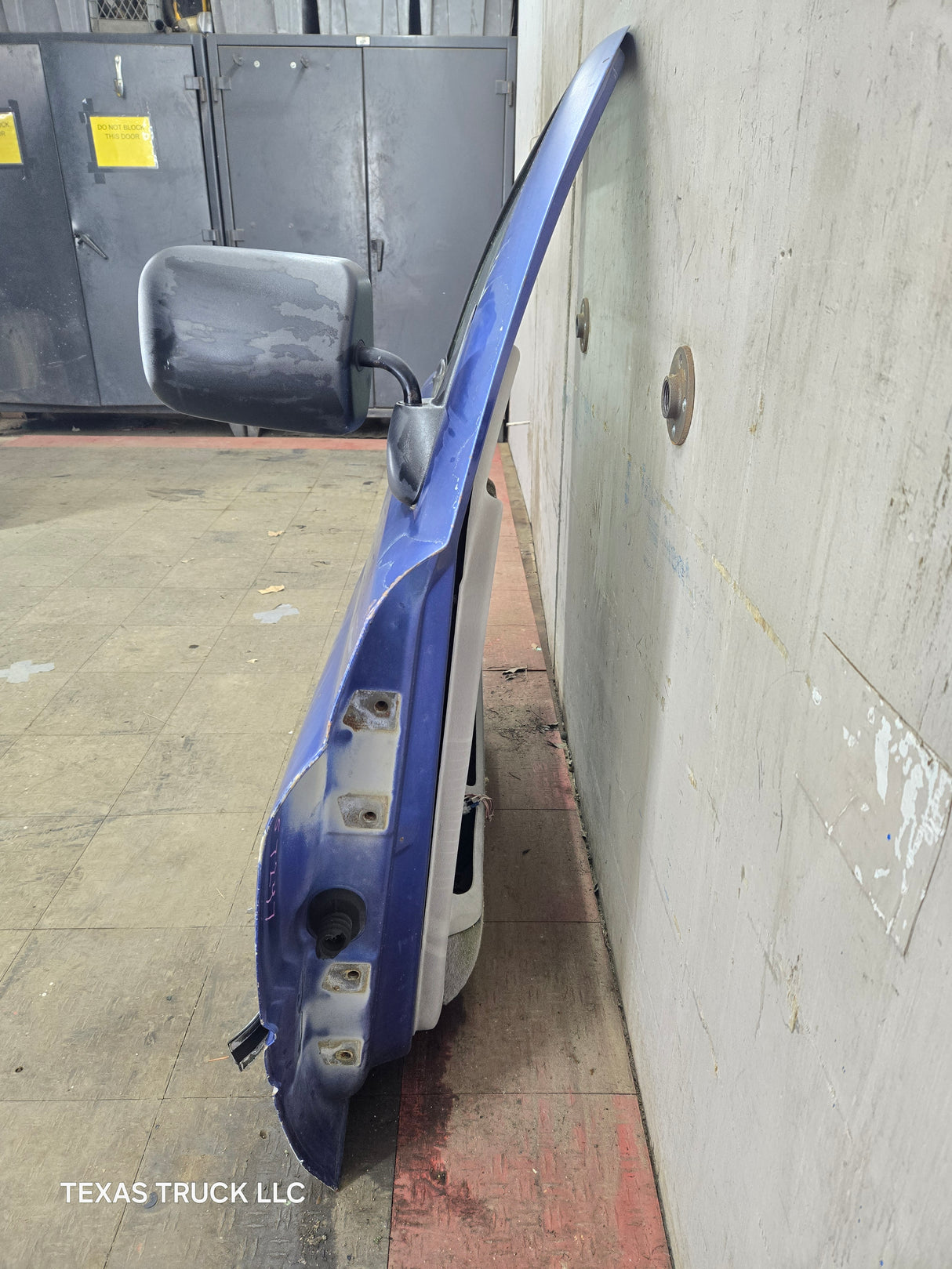 1994-2002 Dodge Ram 2nd Gen RH Passenger Side Front Door Regular Cab / 2 Door Ext Cab 1500 2500 3500 ROUND CORNER