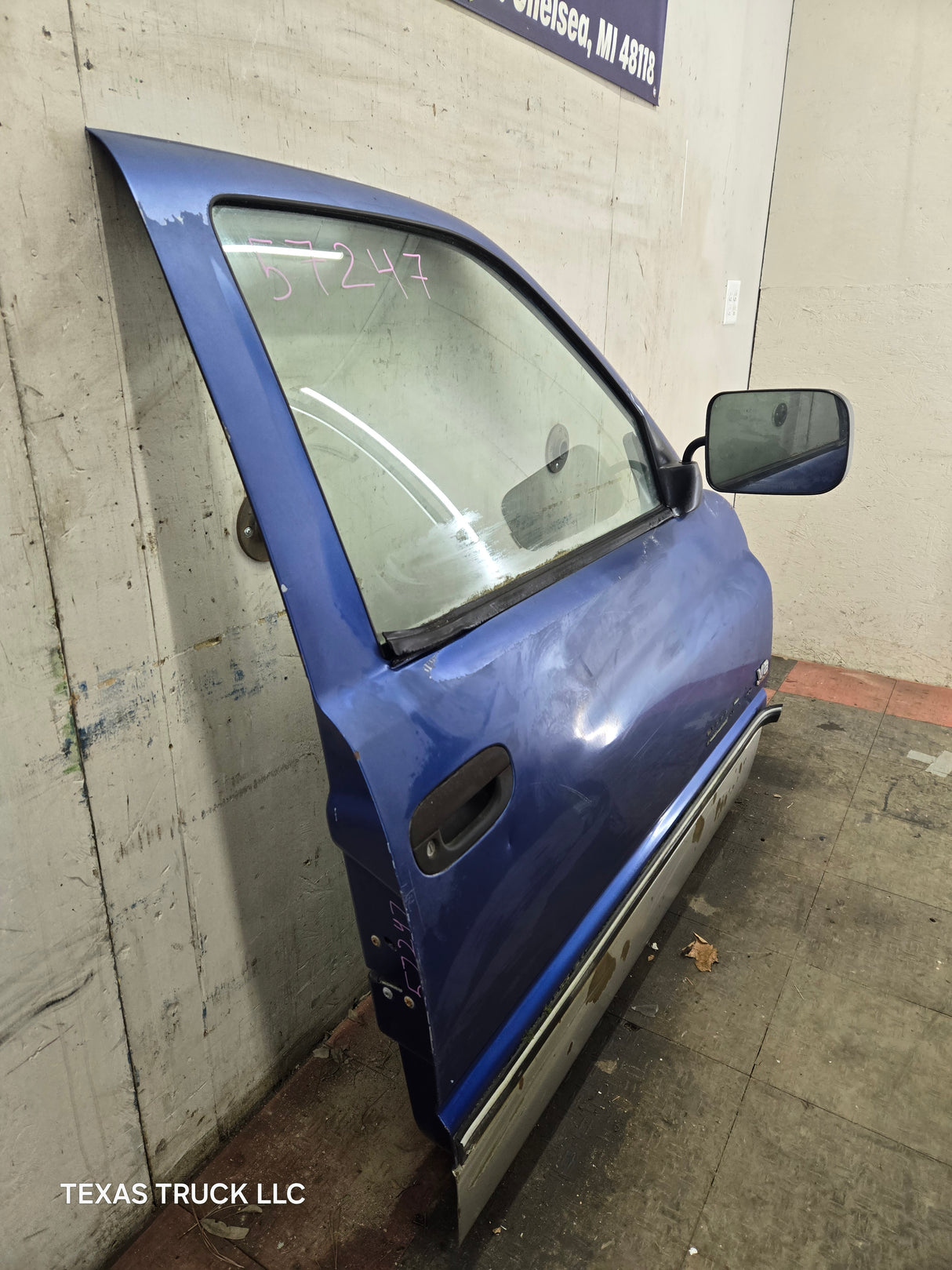 1994-2002 Dodge Ram 2nd Gen RH Passenger Side Front Door Regular Cab / 2 Door Ext Cab 1500 2500 3500 ROUND CORNER