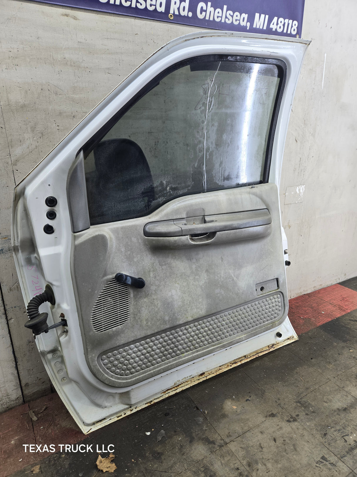 1999-2011 Ford Super Duty / Excursion Front Passenger RH Door F250 F350 F450 F550