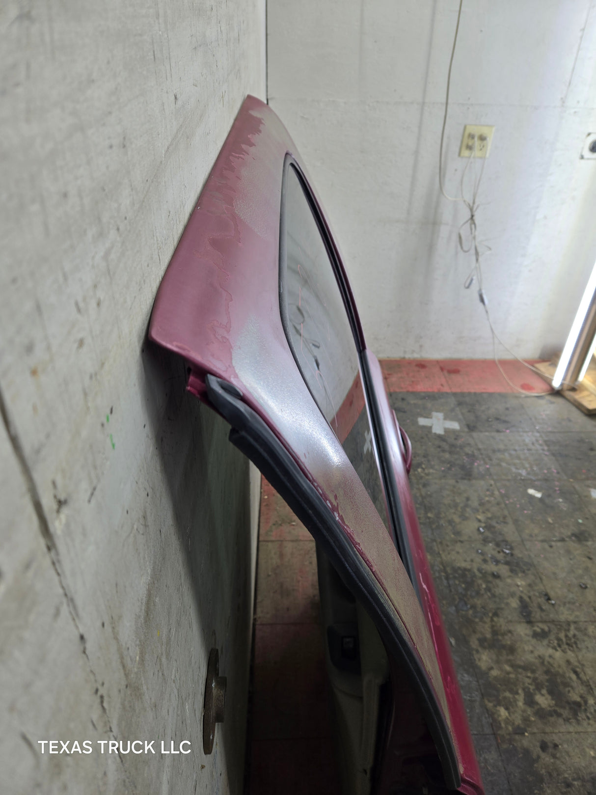 1999-2007 Chevrolet Silverado / GMC Sierra 1500 2500 3500 HD Driver side LH Crew Cab rear door