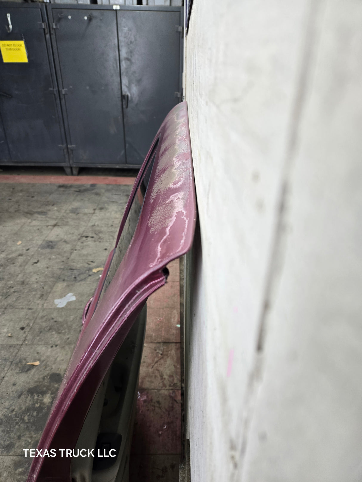 1999-2006 Chevrolet Silverado / GMC Sierra 1500 2500 3500 HD Passenger side Crew Cab rear door RH