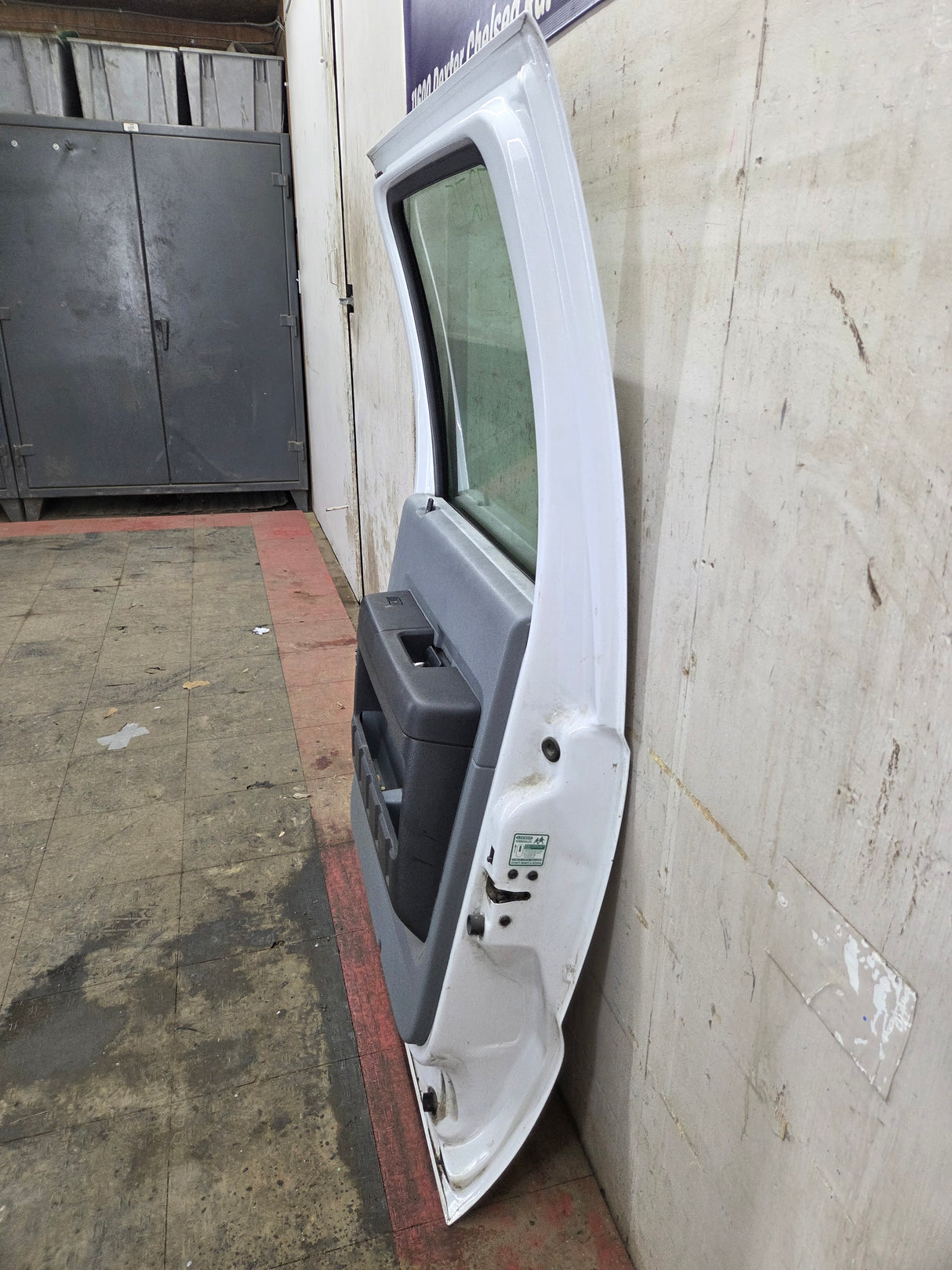 2012-2016 Ford Super Duty Passenger Side Rear Door RH Crew Cab F250 F350 F450 F550