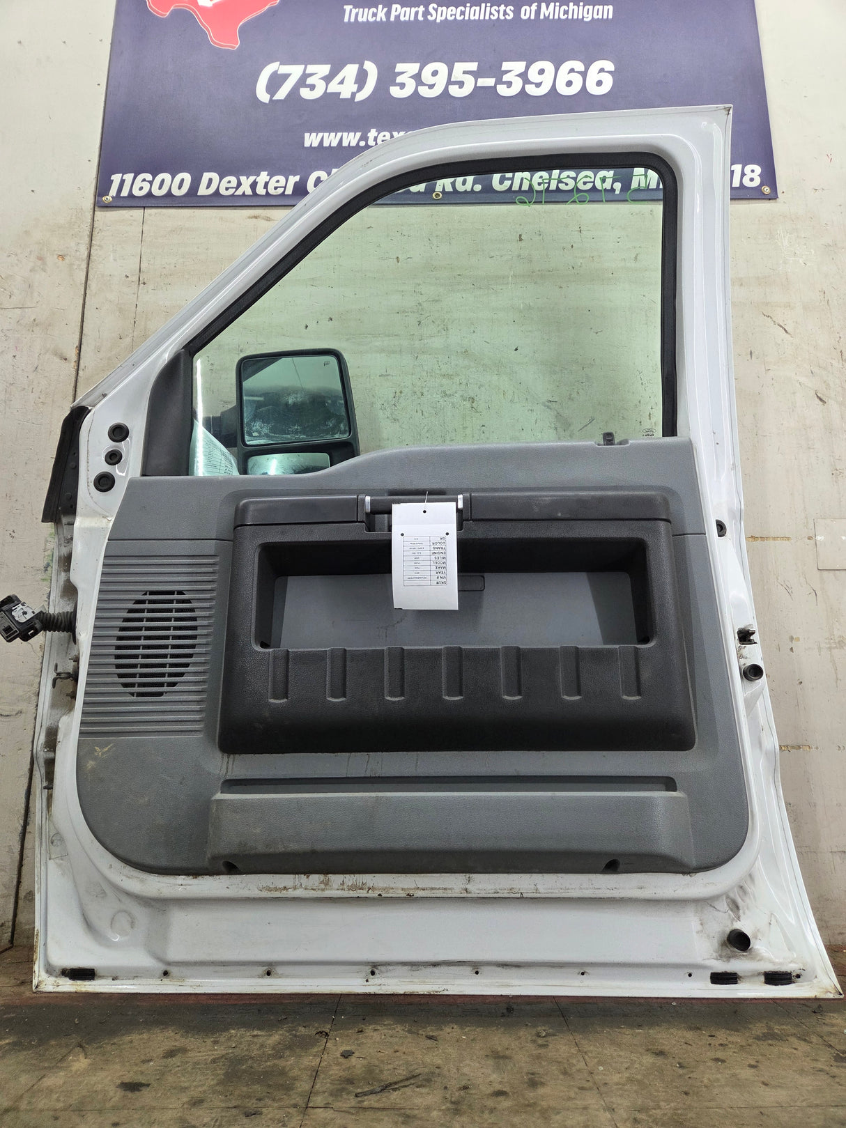2012-2016 Ford Super Duty Passenger Side Front Door RH F250 F350 F450 F550 - Oxford White