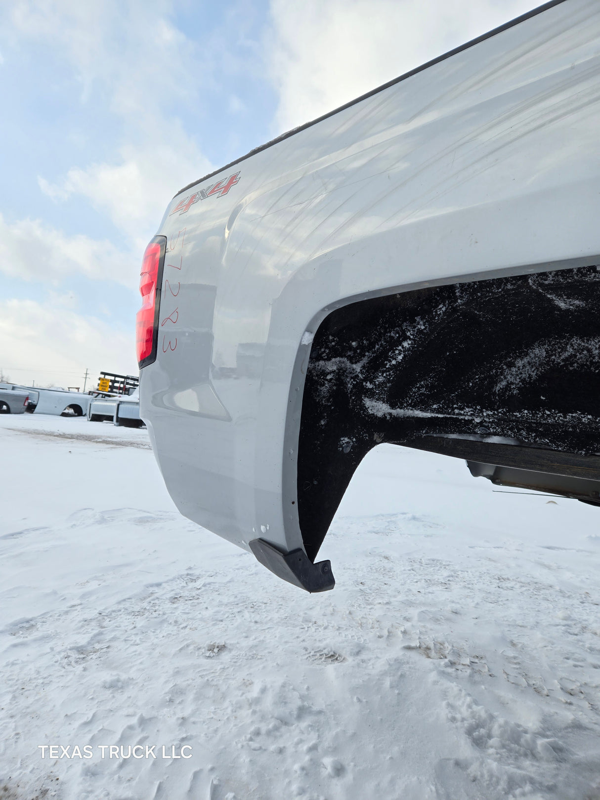2014-2019 Chevrolet Silverado 1500 2500 3500 HD 8' Long Truck Bed - Silver